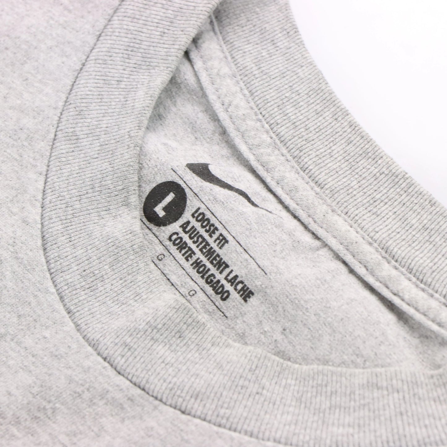 Vintage NIKE X USA Centre Swoosh Logo Grey & Red T-Shirt (L)