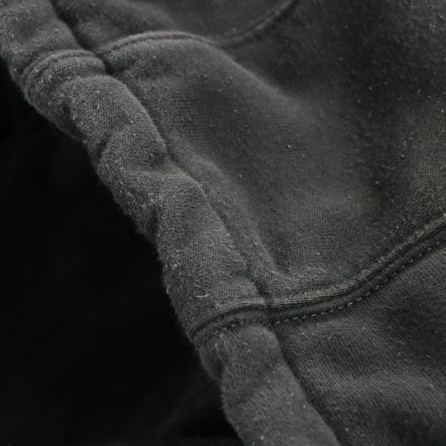 Vintage CARHARTT TS0615-M 'Loose Fit' Rain Defender Black Workwear Hooded Sweatshirt (L) Vintage Sole Melbourne