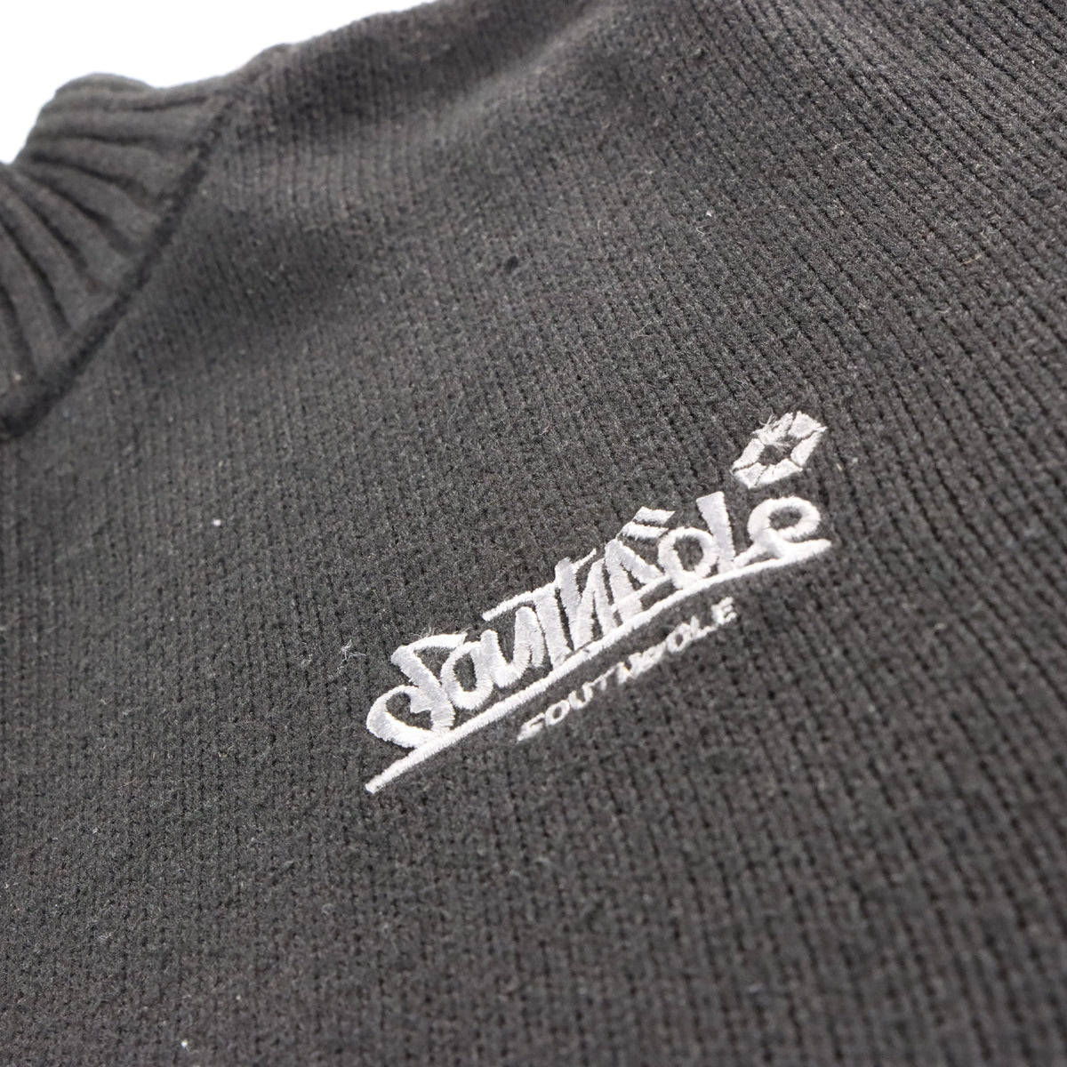 Vintage SOUTHPOLE Embroidered Face 1/4 Zip Y2K Style Black Knit Sweater (XXL) Vintage Sole Melbourne