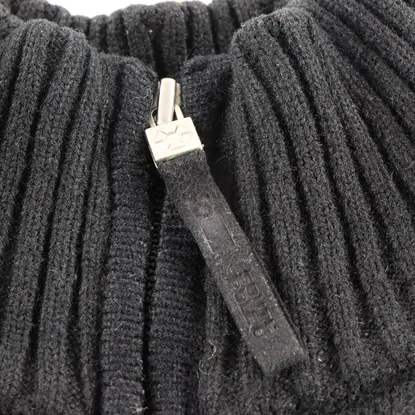 Vintage SOUTHPOLE Embroidered Face 1/4 Zip Y2K Style Black Knit Sweater (XXL) Vintage Sole Melbourne