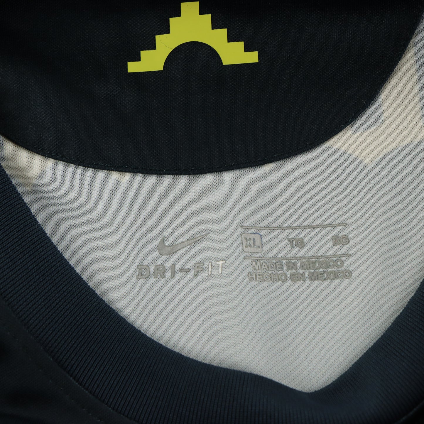NIKE Club América 2021-22 Soccer Football Away Jersey (M-L)