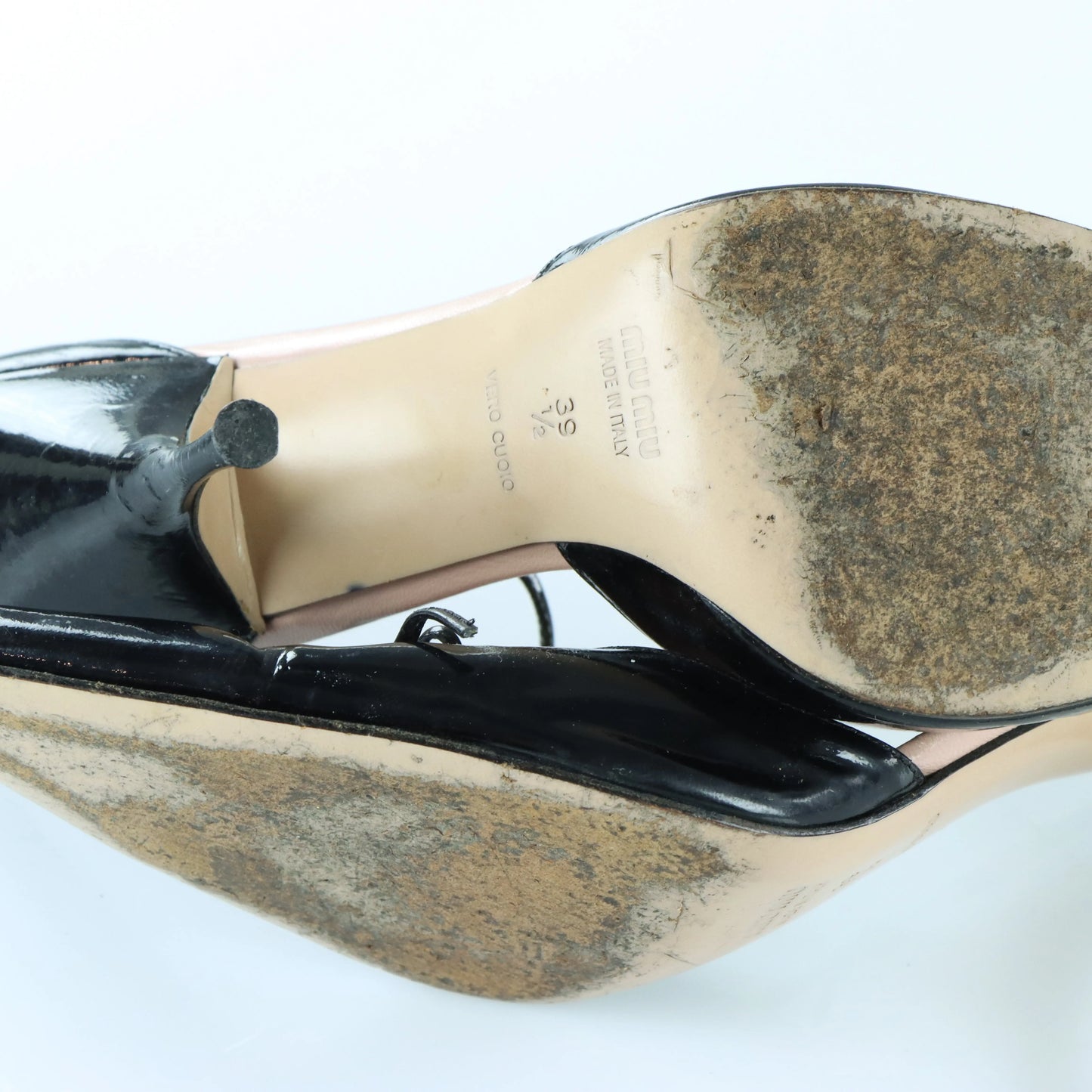 MIU MIU Patent Leather Bow Italy Made Pointed Toe Stiletto Heels (39.5) Vintage Sole Melbourne