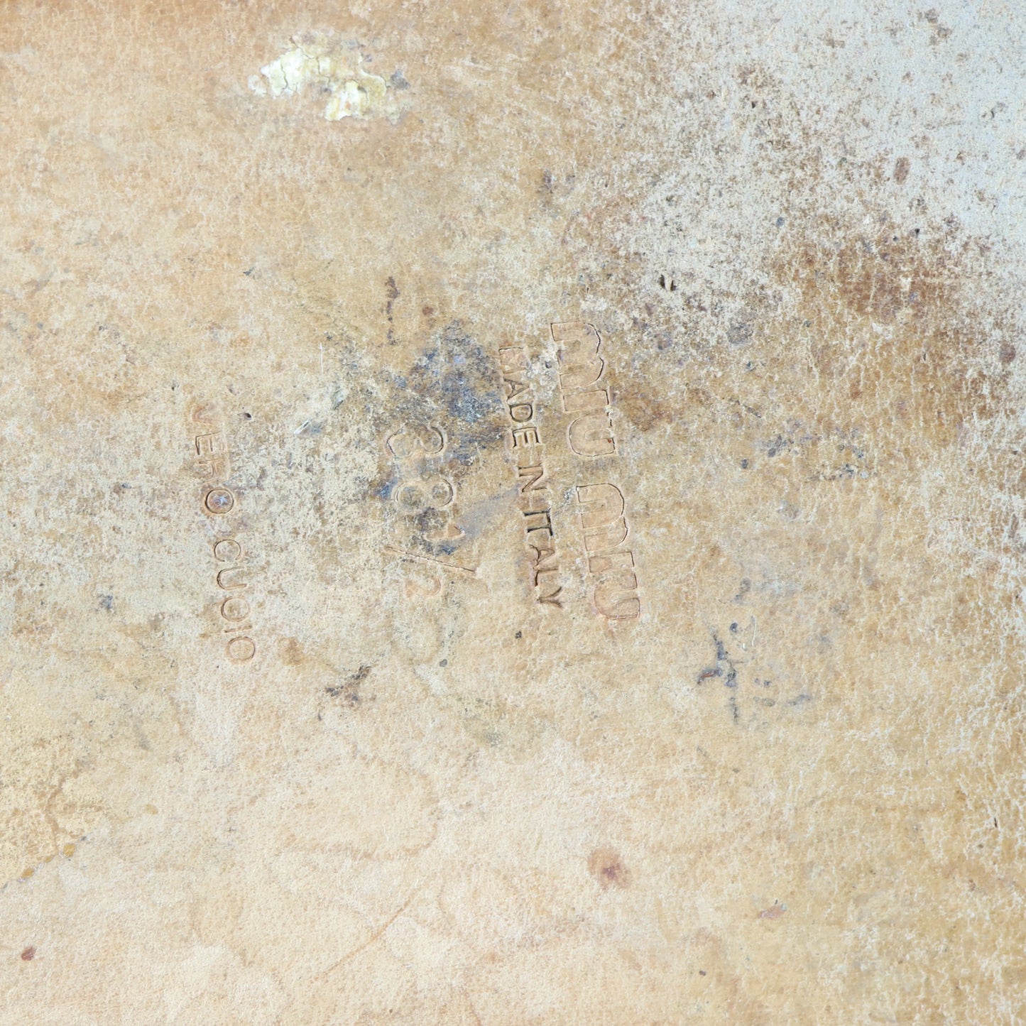 MIU MIU Three-Bow Patent Italy Made Tan Sandal (38.5) Vintage Sole Melbourne