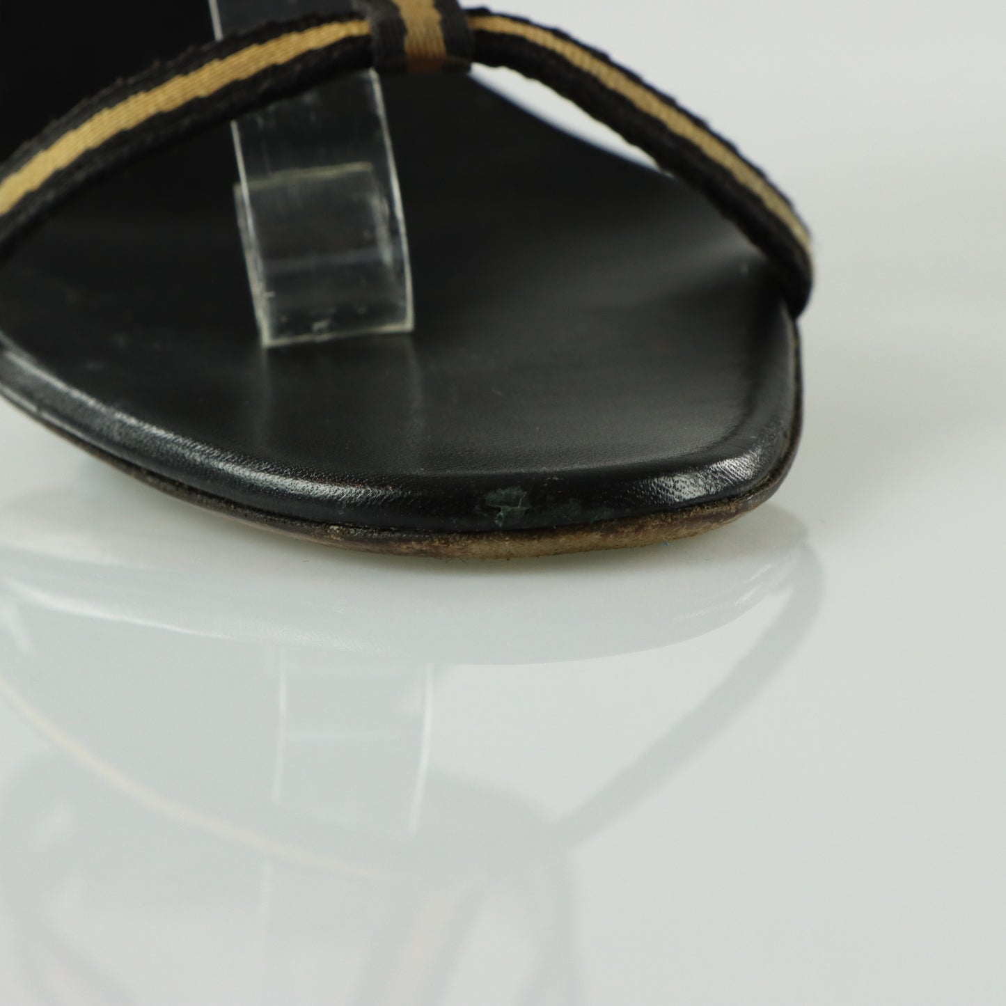 GUCCI Beige & Black Italian Made Gold GG Logo Strappy Sandal Heels (10)