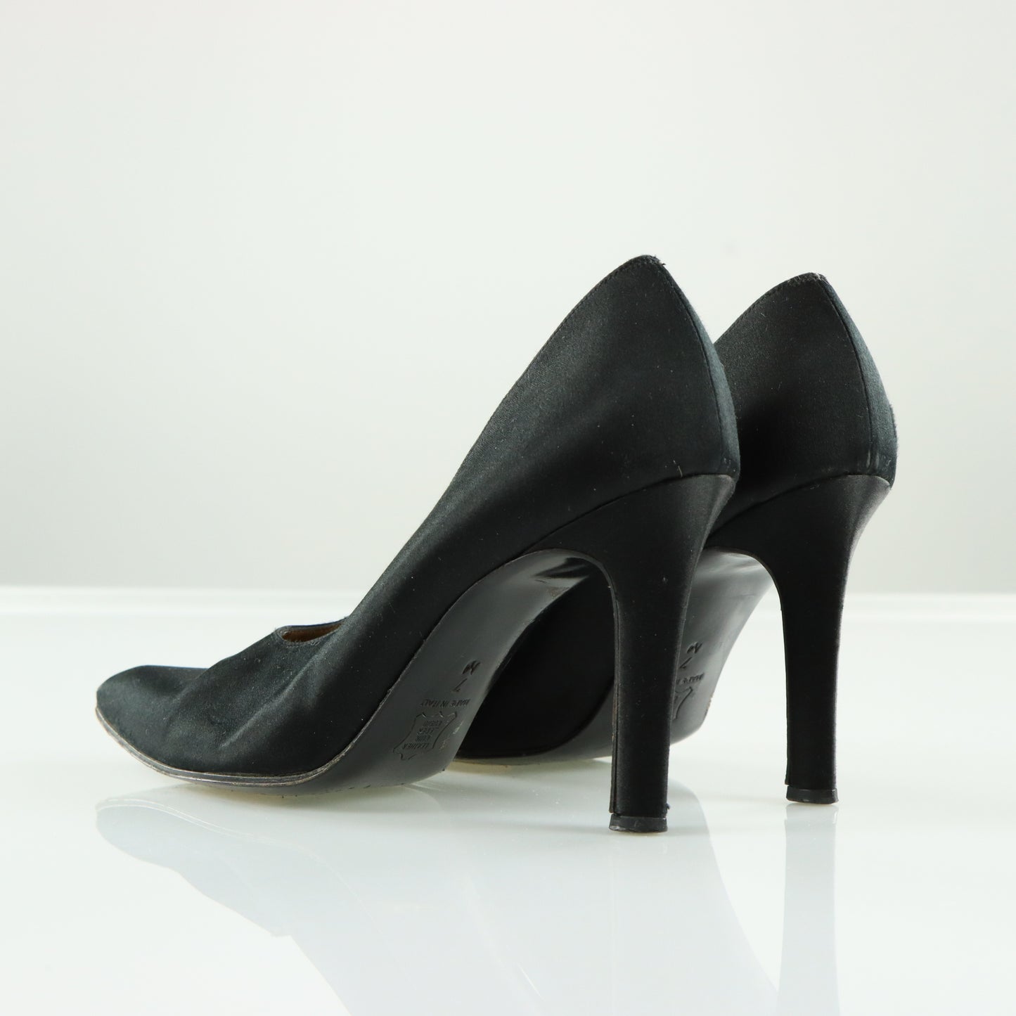 YVES SAINT LAURENT YSL Vintage Italian Made Black Pump Heels (7)