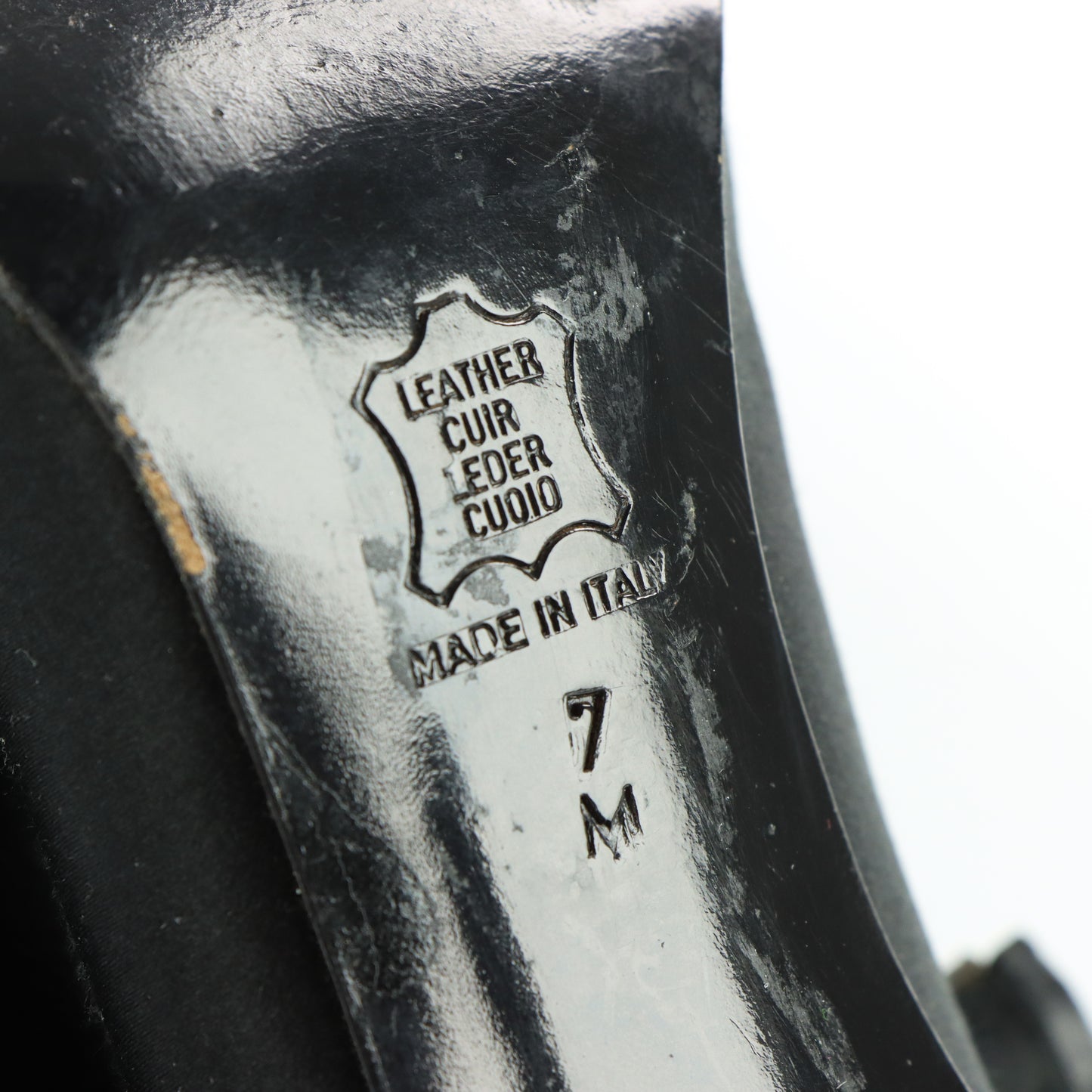 YVES SAINT LAURENT YSL Vintage Italian Made Black Pump Heels (7)