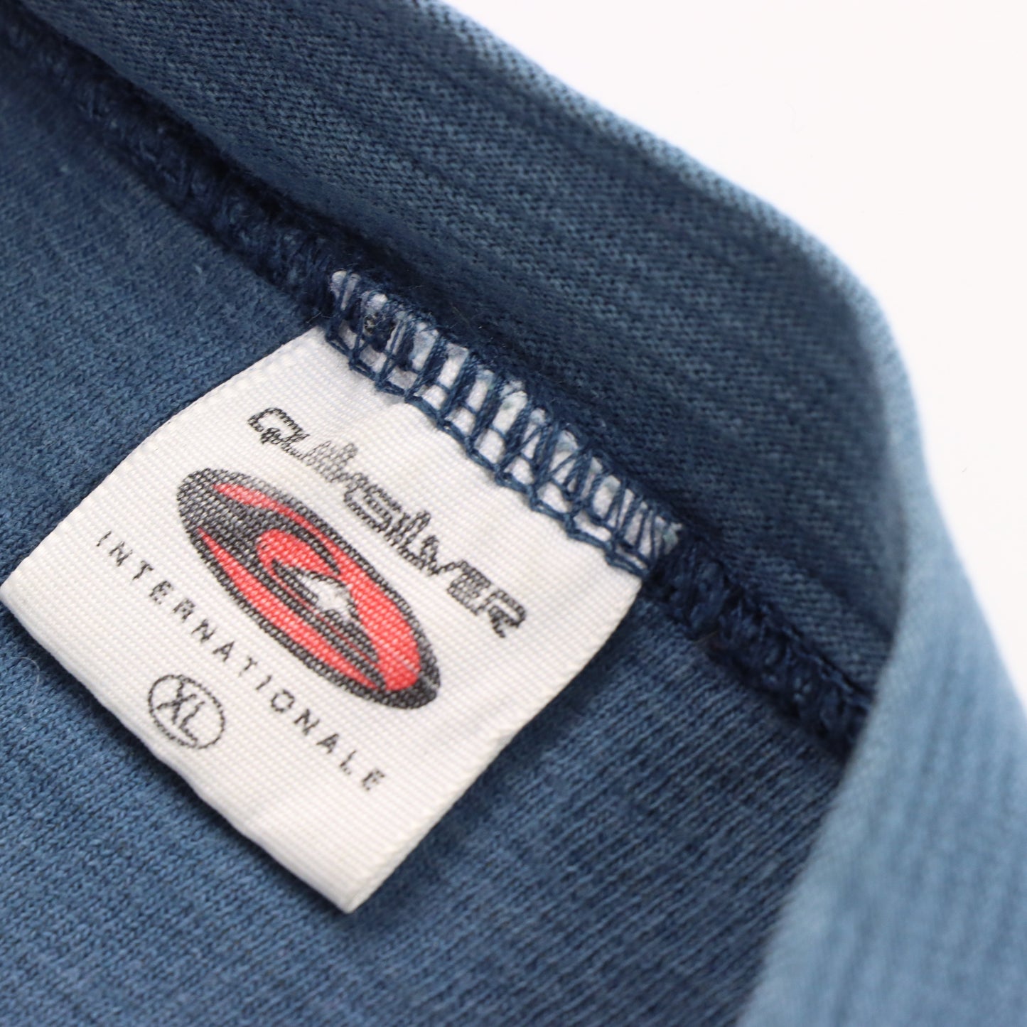 Vintage QUICKSILVER Blue Embroidered Logo USA Made Blue Surf T-Shirt (XL) Vintage Sole Melbourne