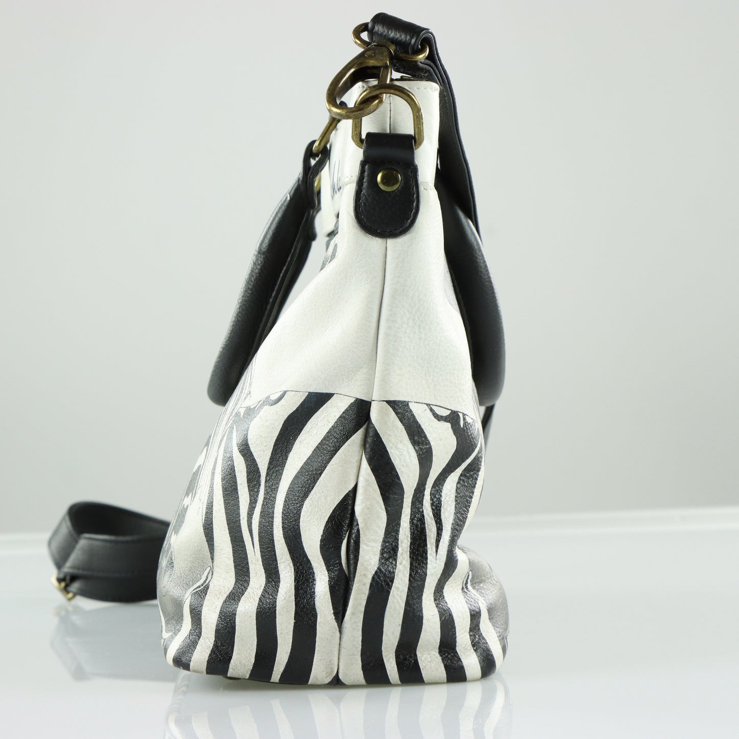 ANUSCHKA Zebra Crossing Leather Multi-Compartment RFID Blocker Pocket Crossbody Tote Bag