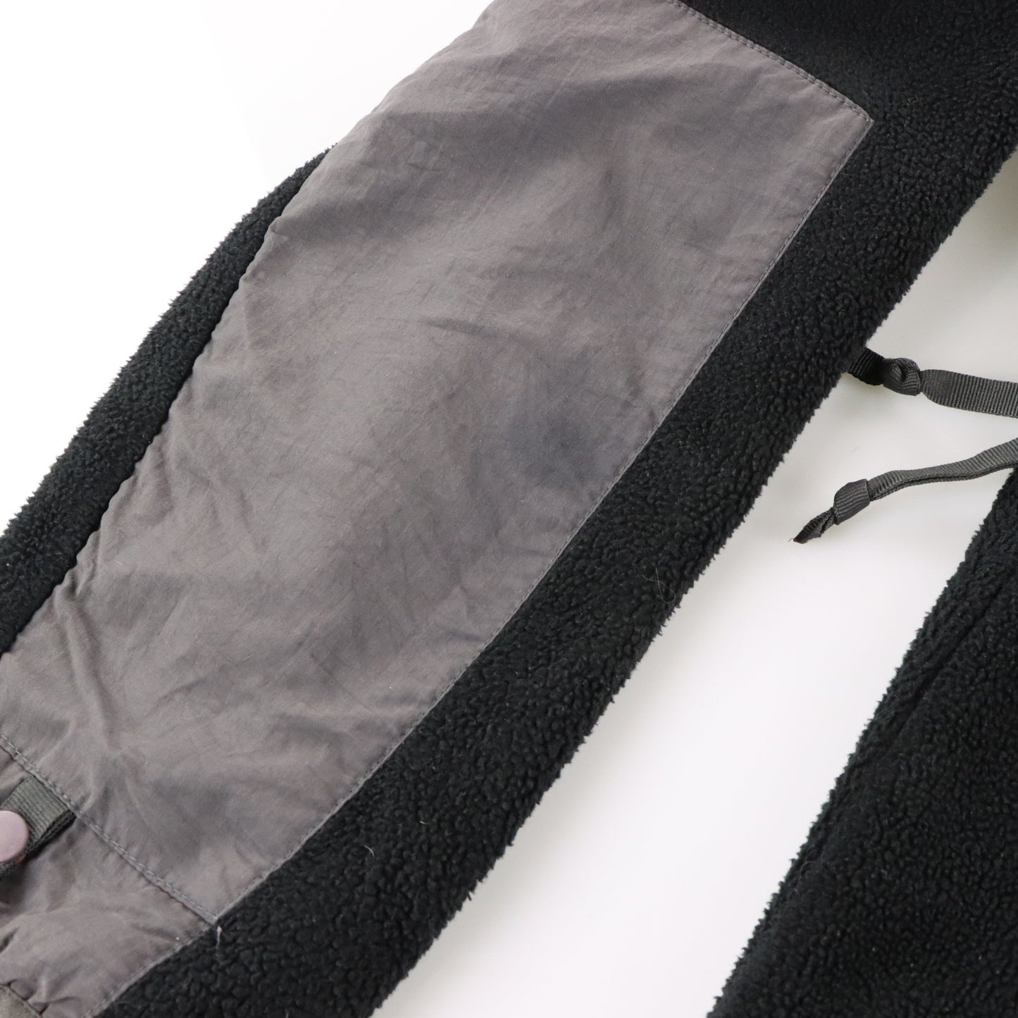 Vintage THE NORTH FACE Black & Grey Embroidered Logo Zip Up Fleece Jacket (L) Vintage Sole Melbourne