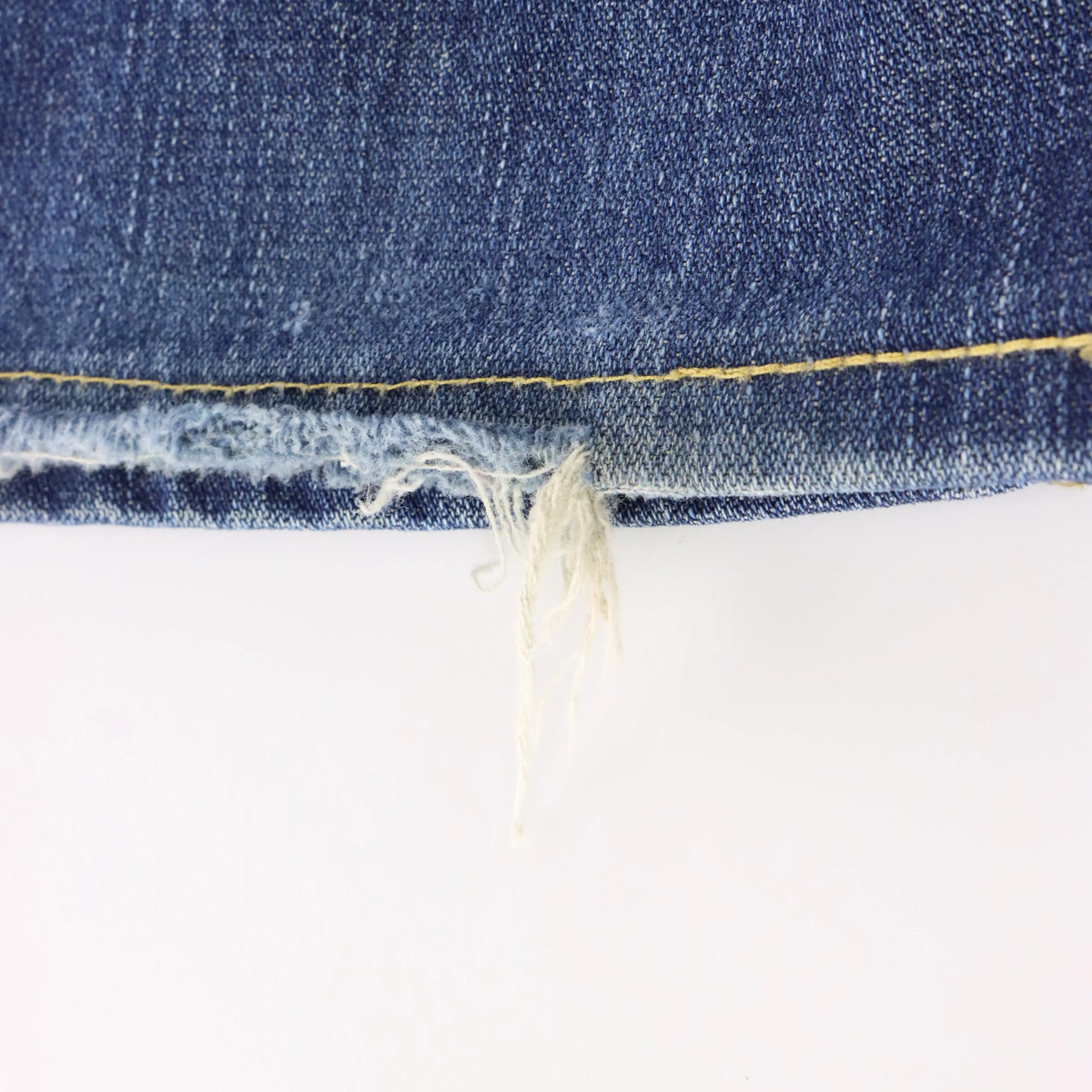 Vintage TRUE RELIGION 'Billy Super T' USA Made Blue Distressed Bootcut Jeans (34) ***COCO Vintage Sole Melbourne