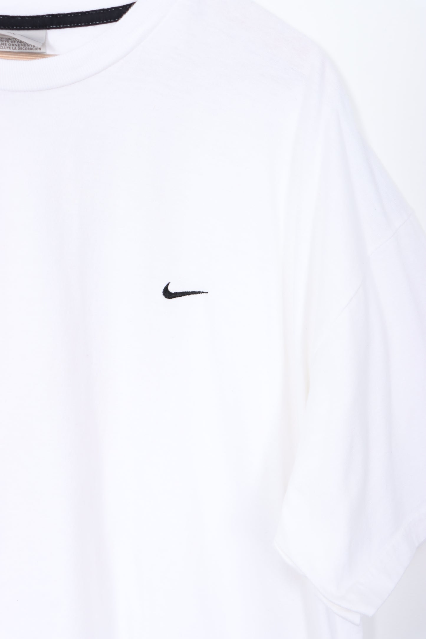 NIKE Embroidered Swoosh Logo White T-Shirt (XXXL)