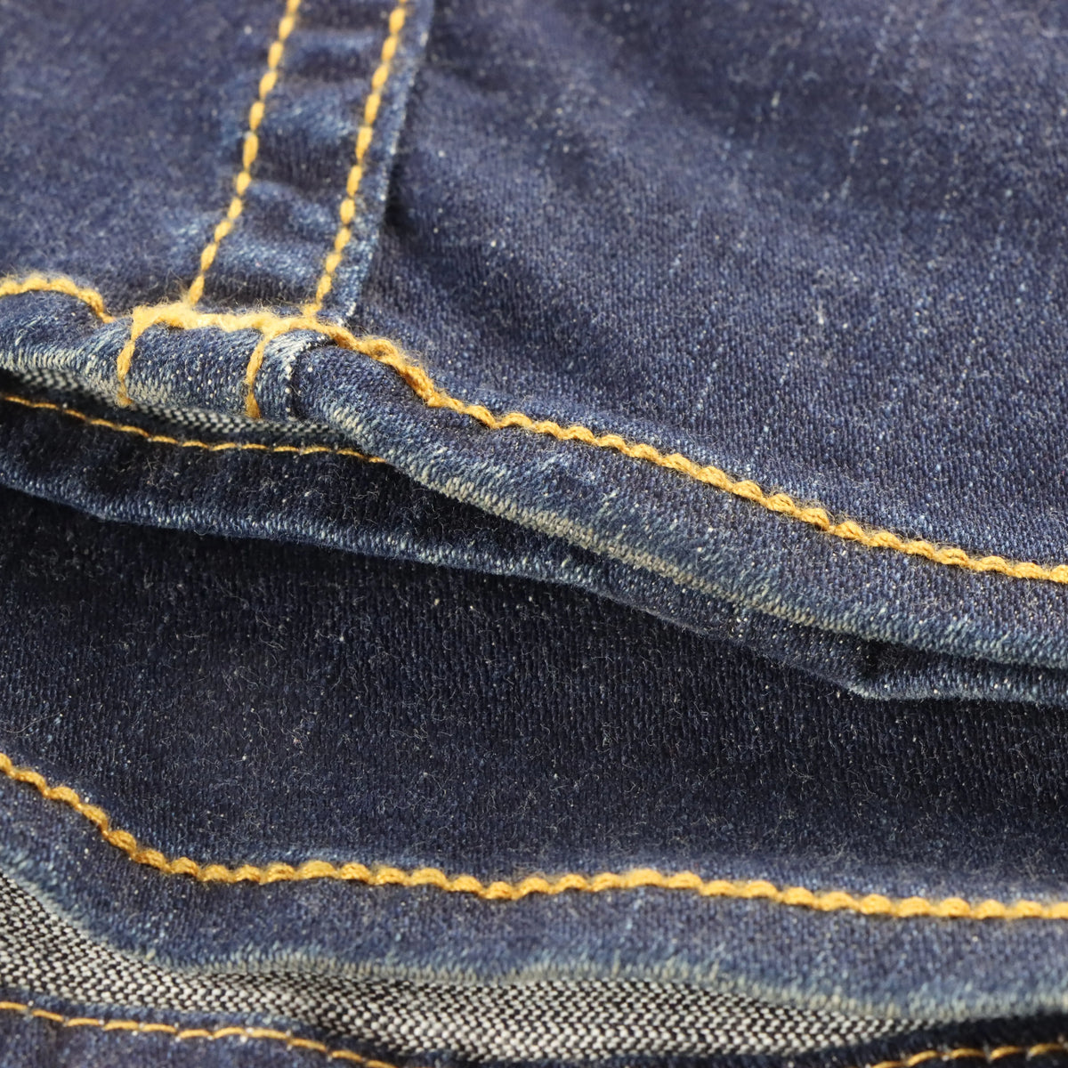 Vintage TRUE RELIGION Blue Medium Wash Y2K Flap Pocket Jeans USA Made (30) ***COCO Vintage Sole Melbourne