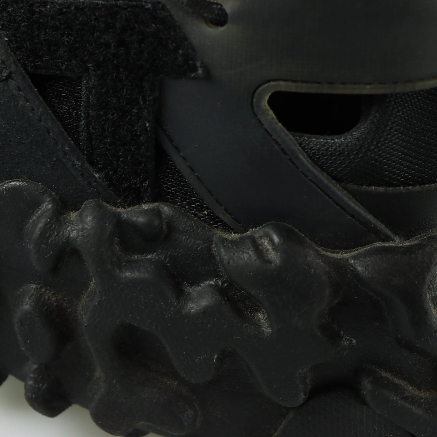 NIKE ISPA OverReact Black Swoosh Sandal Shoes (12) Vintage Sole Melbourne