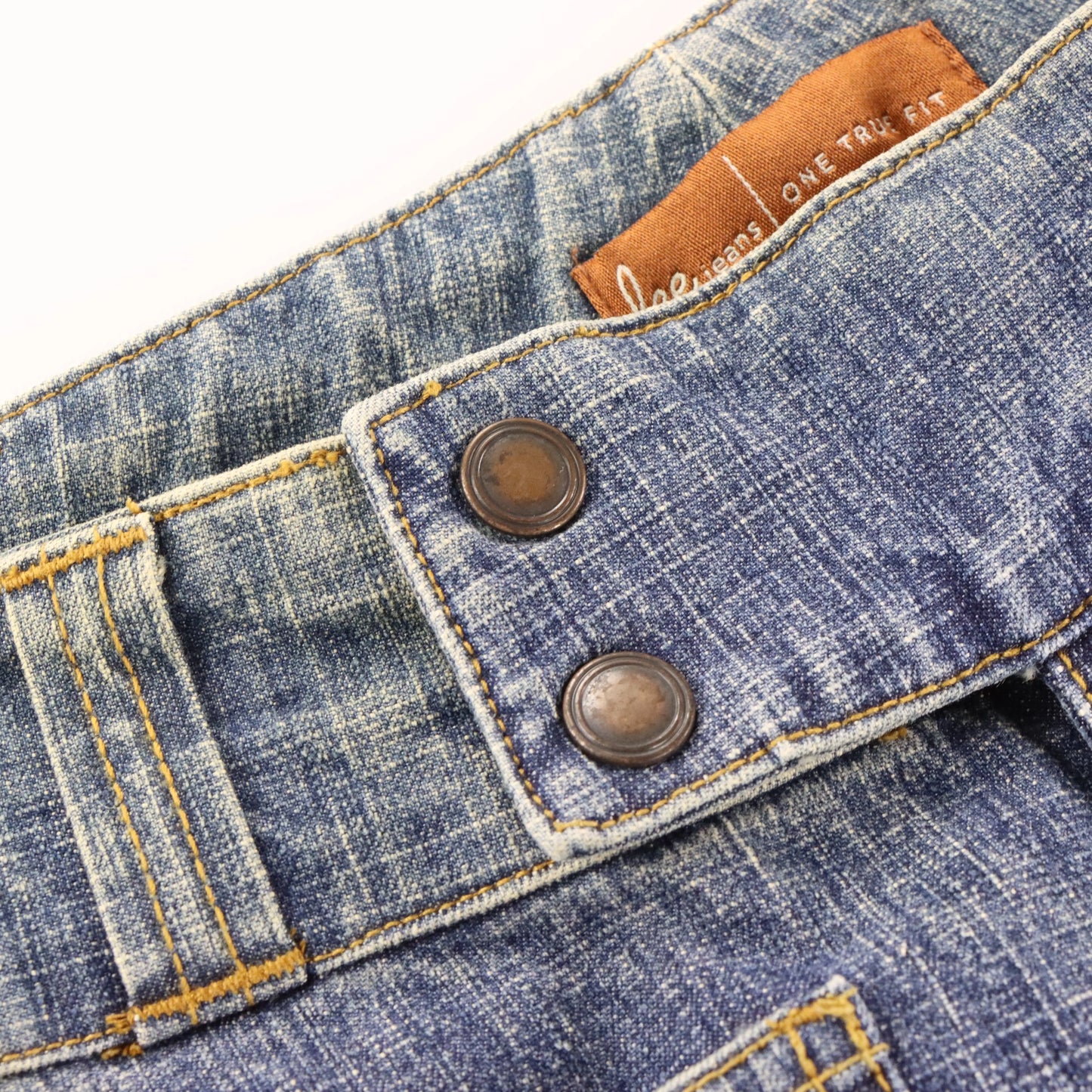 Vintage LEE JEANS 'One True Fit' Double Snap Button Low Rise Y2K Jeans (Women's M) ***COCO Vintage Sole Melbourne