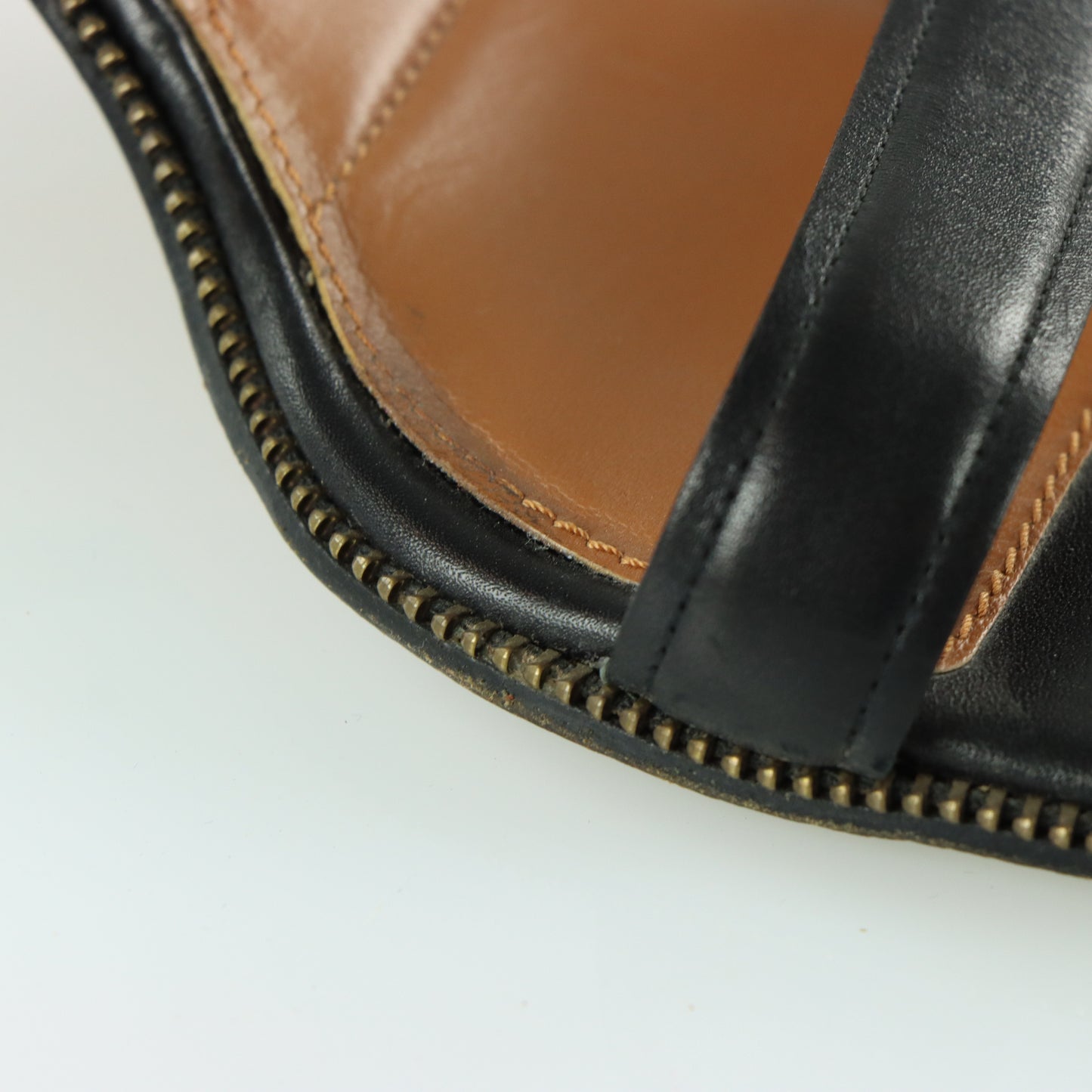 GIVENCHY Zipper Trim Ankle Cuff Italy Made Sandal Heels (39.5)