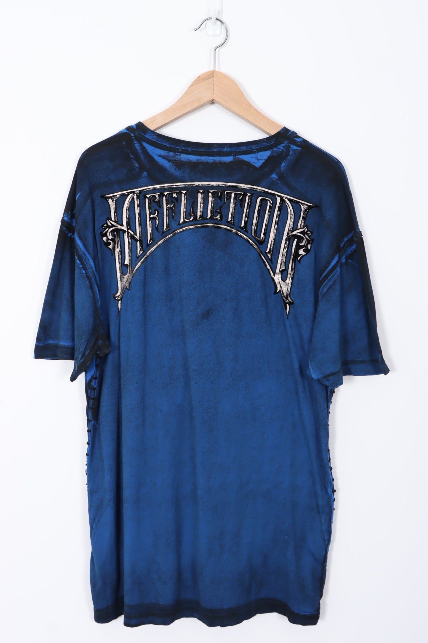AFFLICTION Live Fast Velvet Skull Design Side Knit Stitch Detail Tee (XL)