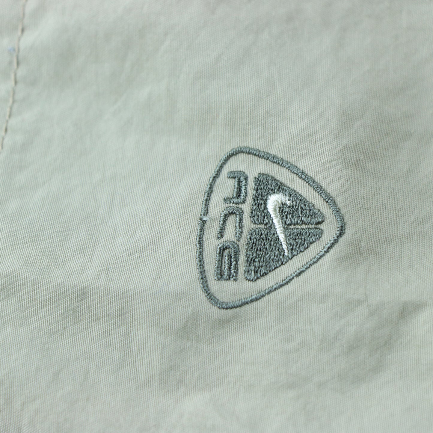 NIKE ACG Khaki Parachute Pocket Hiking Pants (L)