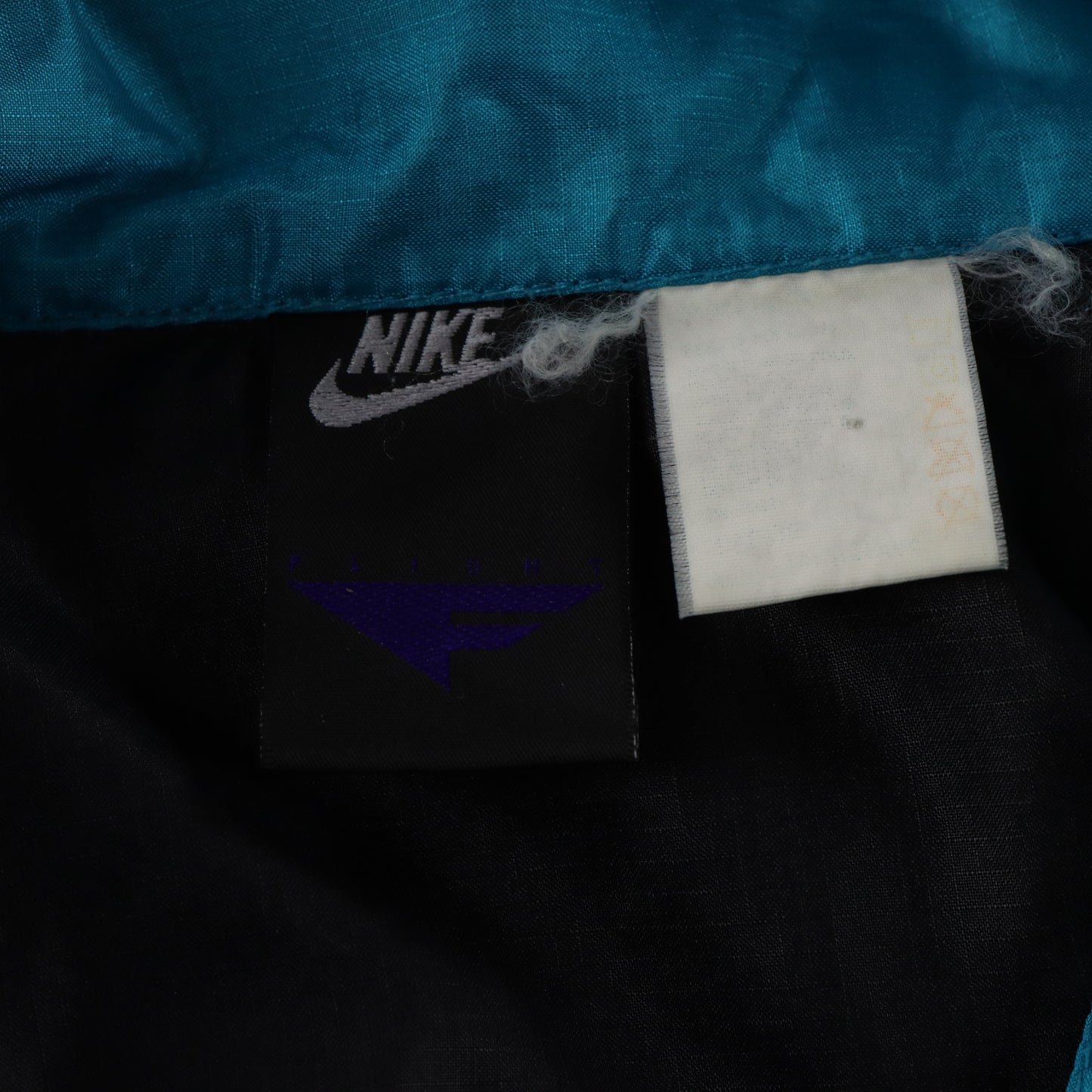 NIKE Flight Vintage 90s 1/4 Zip Colour Block Windbreaker Popover (L-XL)