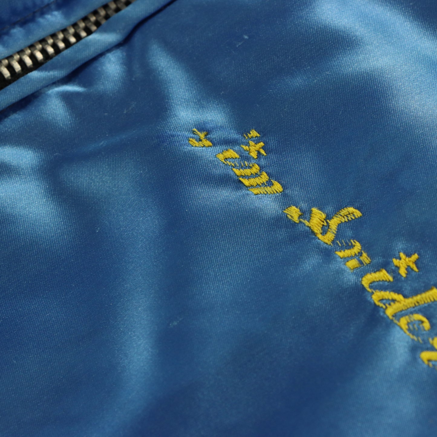 Vintage KOREA Embroidered Dragon Satin Military Souvenir Bomber Jacket (M-L)