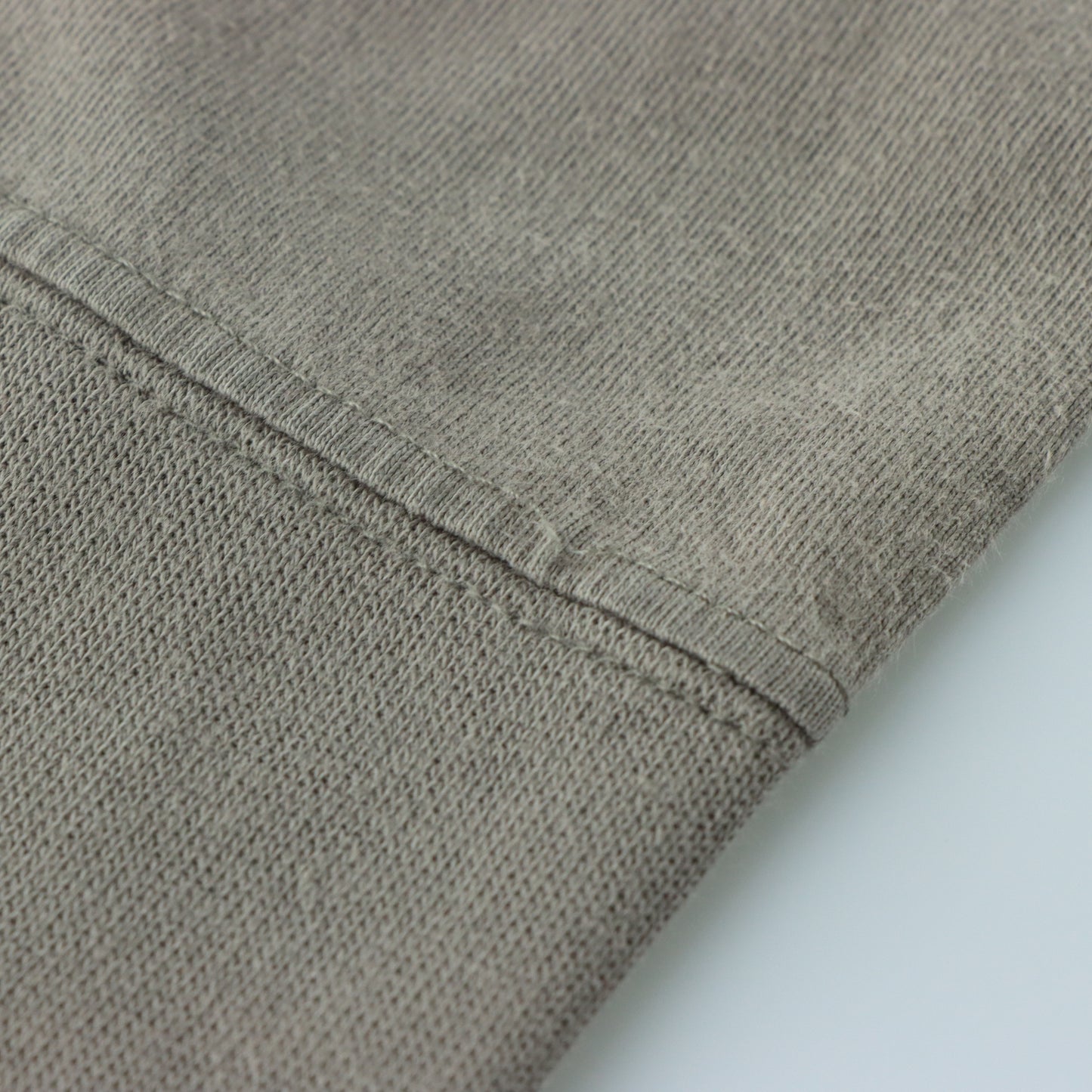 HARLEY DAVIDSON "Pre-Lux Motorcycle Oil' Taupe & Black Double Sided Long Sleeve T-Shirt (L)