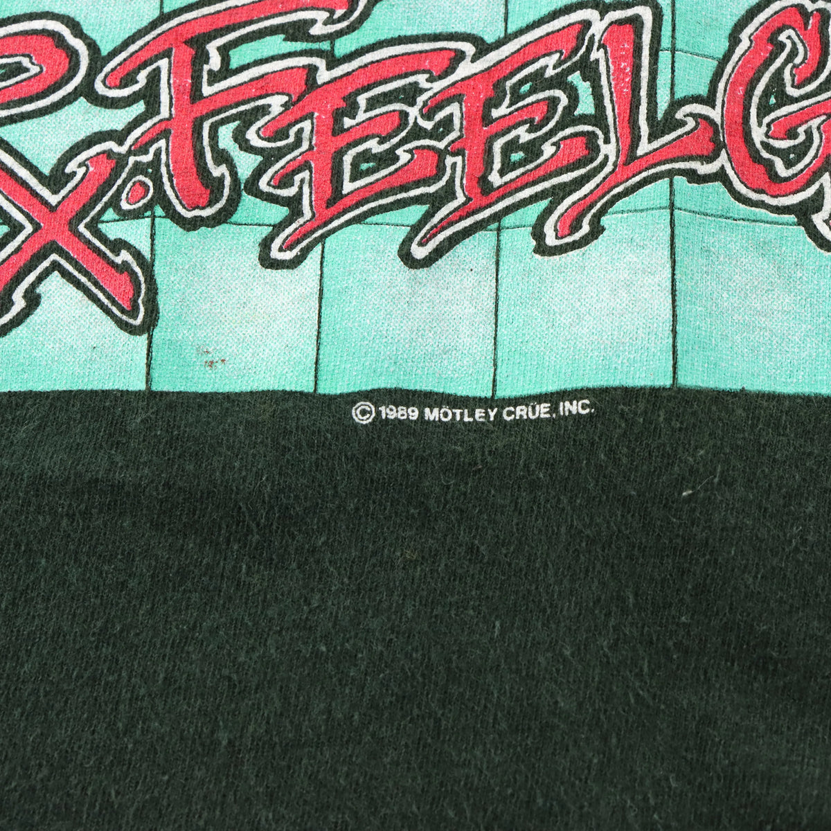 Motley Crue Vintage 1989 USA Made 'Dr. Feelgood' Single Stitch Slim Fit Band Tee (M) - Vintage Sole Melbourne