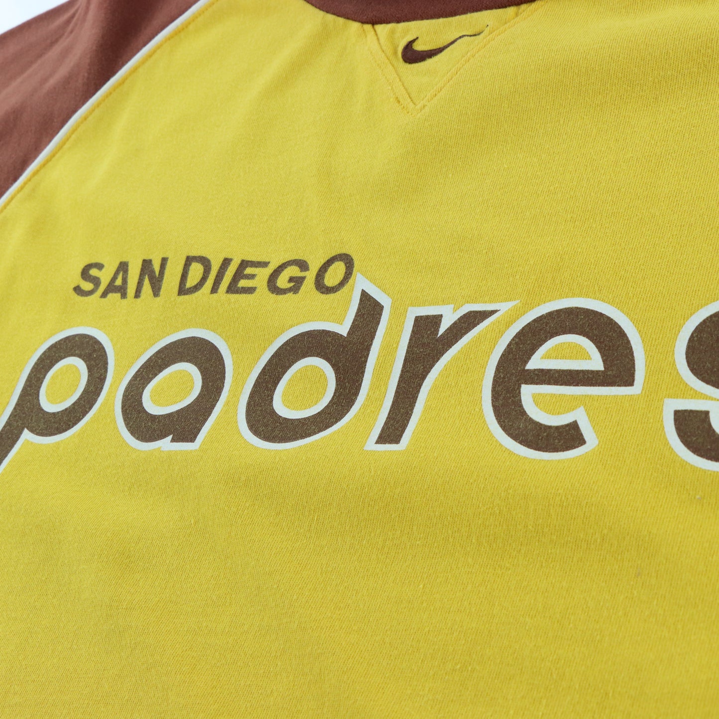NIKE San Diego Padres Embroidered Centre Swoosh Korean Made MLB Raglan Tee (L-XL TALL)