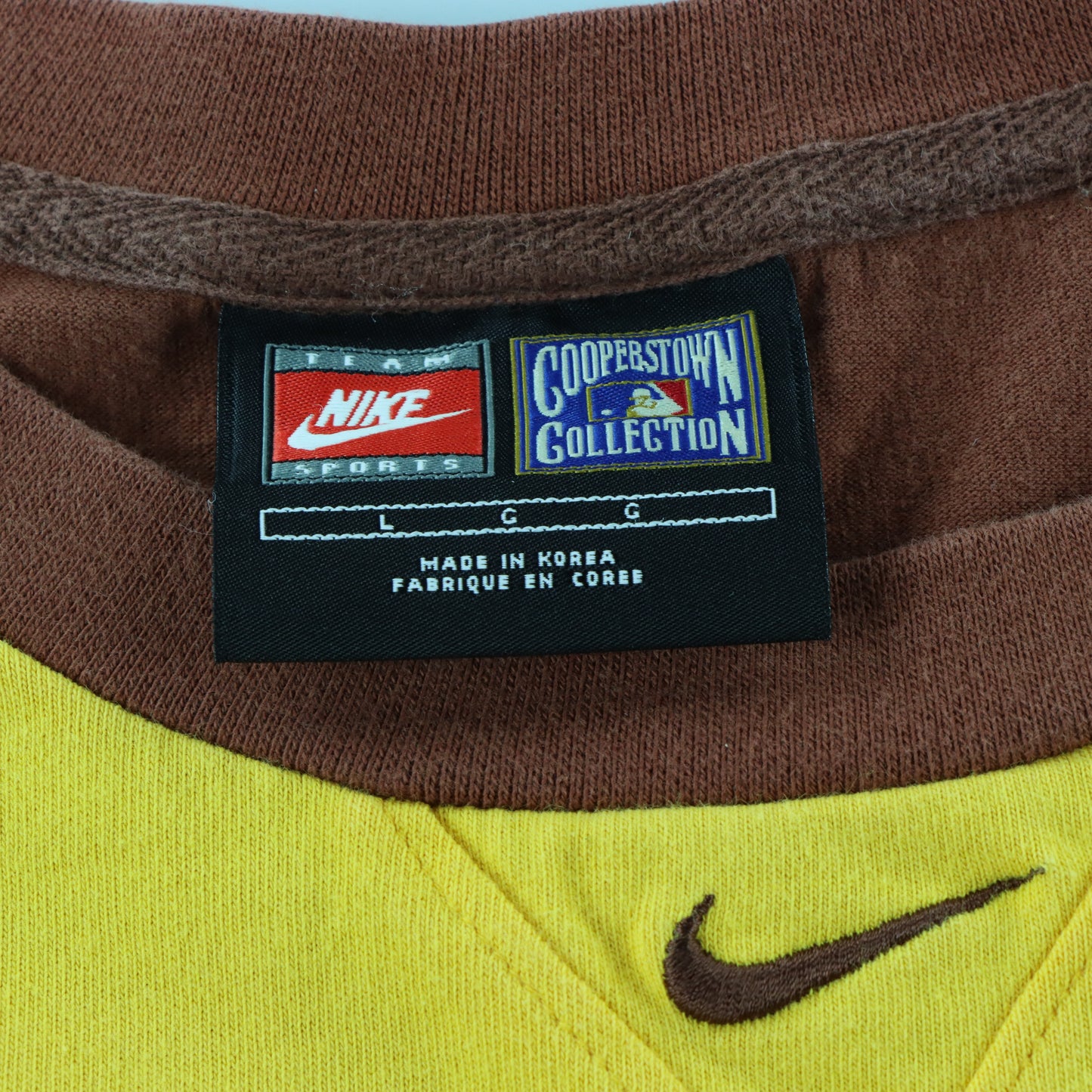 NIKE San Diego Padres Embroidered Centre Swoosh Korean Made MLB Raglan Tee (L-XL TALL)