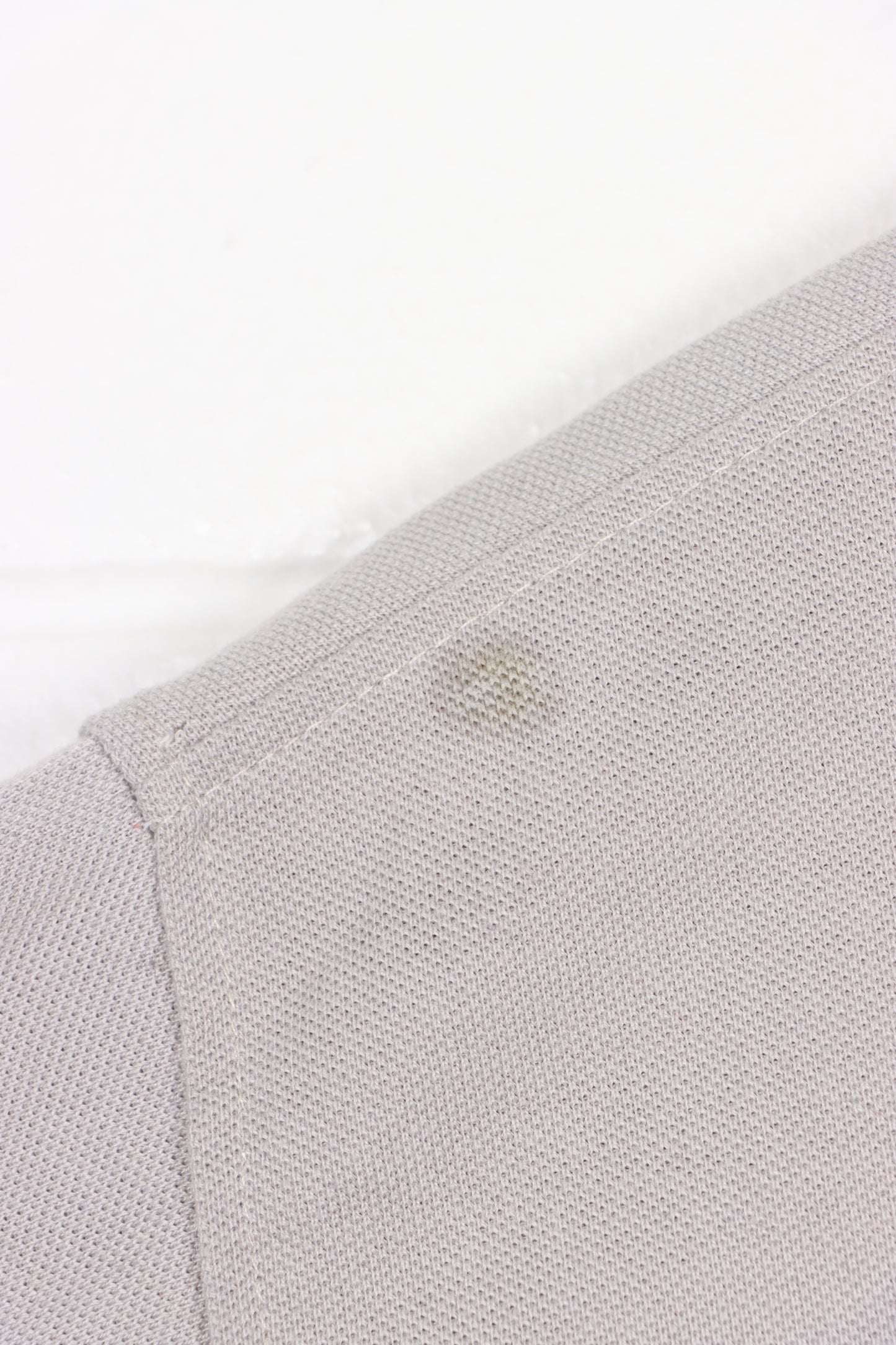 LACOSTE Ecru Grey Classic Polo Shirt (L)