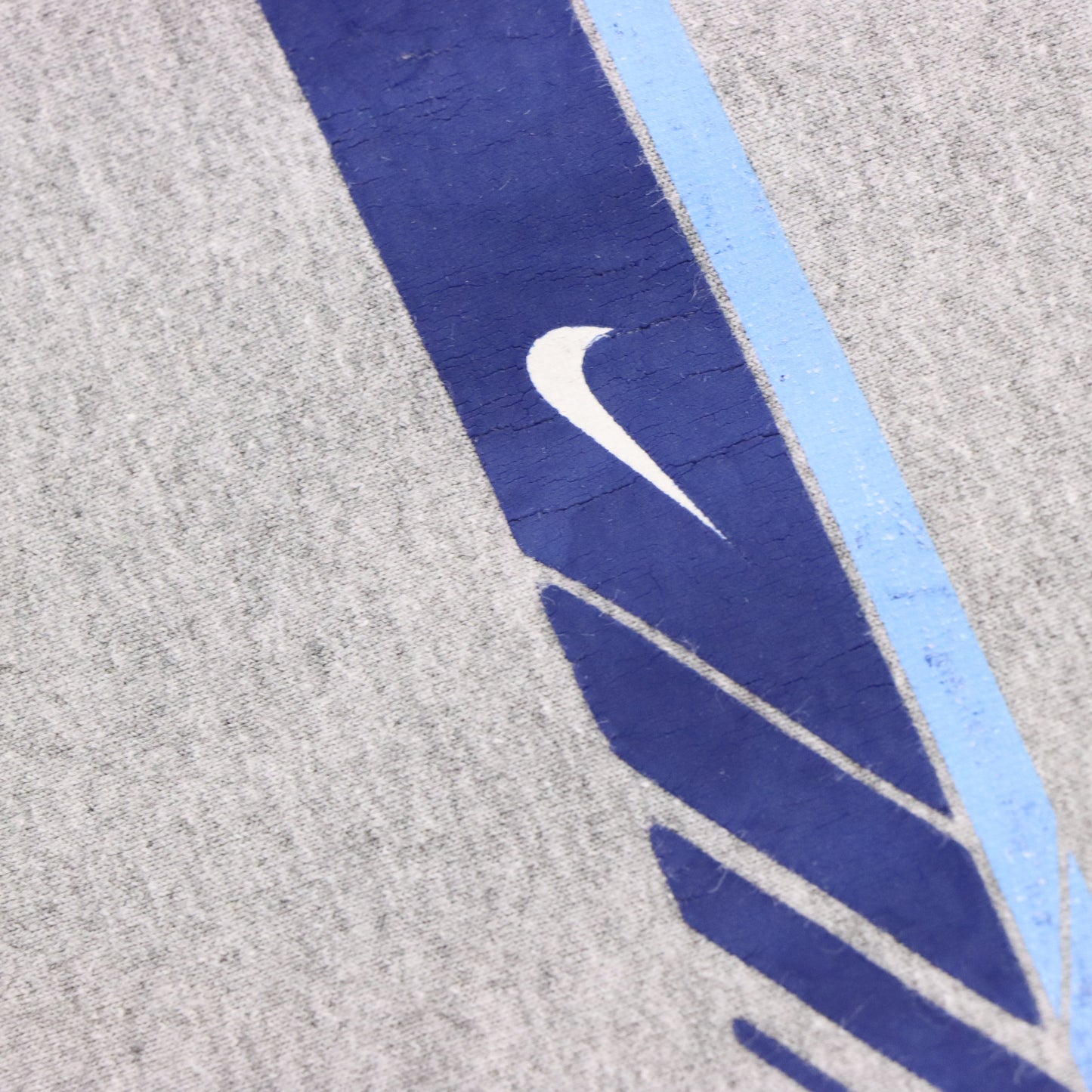 Vintage NIKE Y2K Swoosh Grey & Blue Stripe T-Shirt (XL) *Aubs Vintage Sole Melbourne
