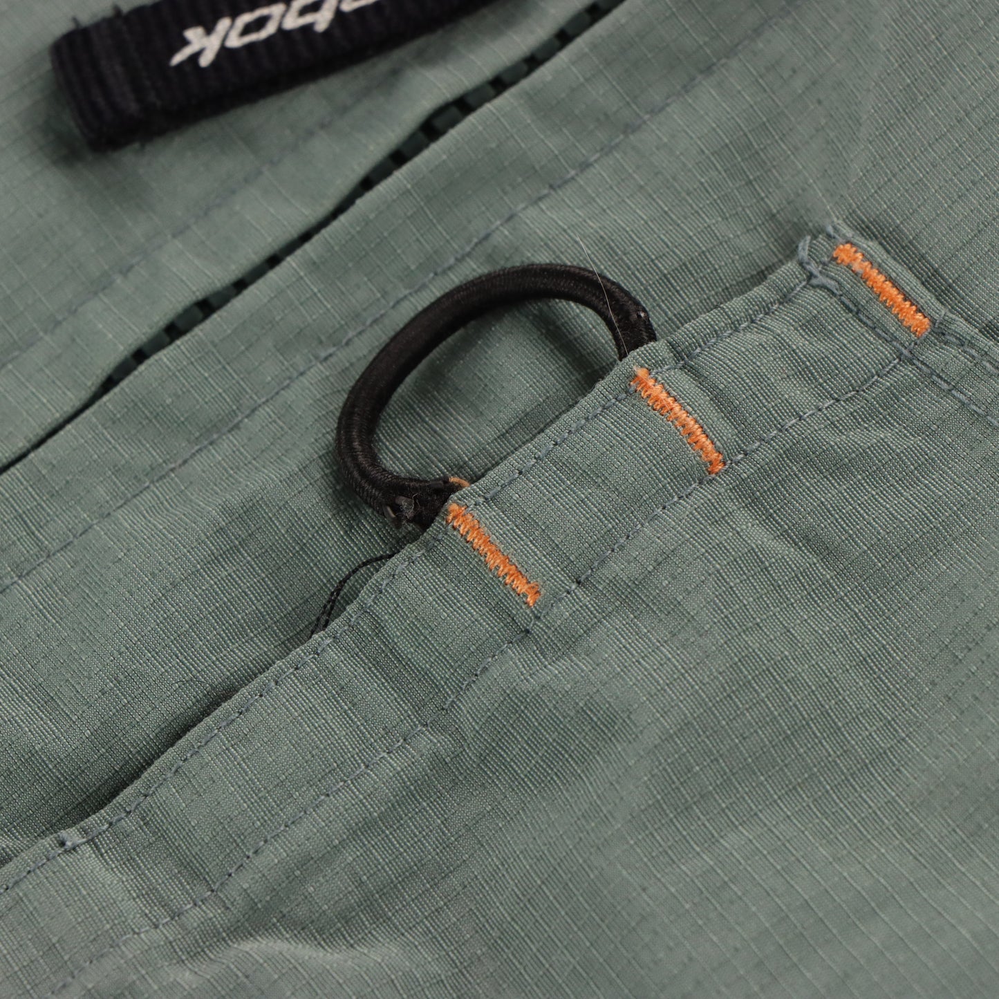 REEBOK Embroidered Spell Out Logo Athletic Windbreaker Coat Jacket (XL)