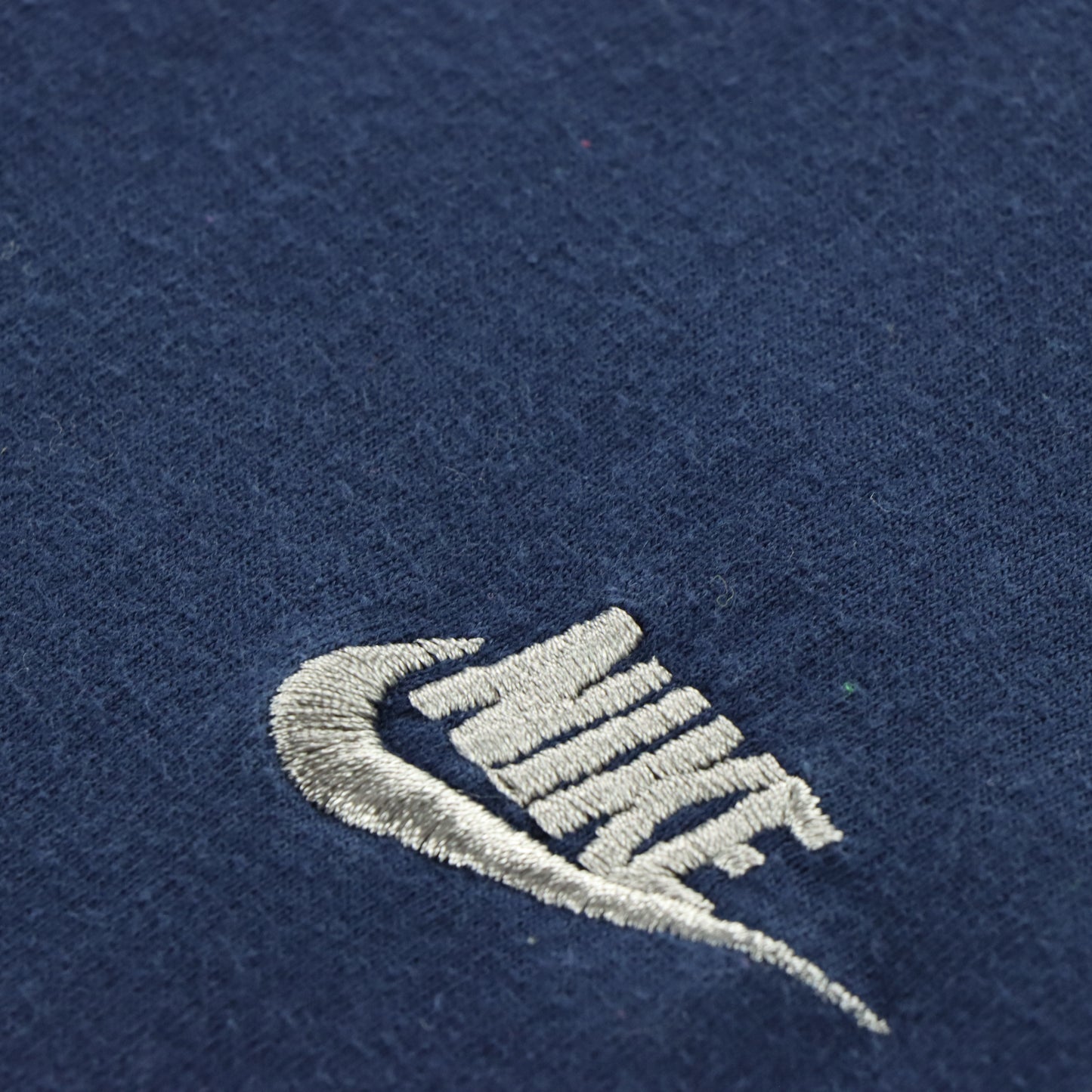 NIKE Embroidered Swoosh Logo Navy & Grey Ringer Tee (L)
