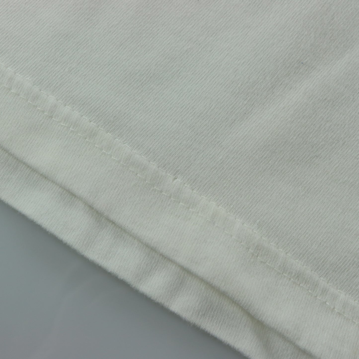 SOUTHPOLE Truth & Liberty Y2K Style Beaded Spell Out T-Shirt (L)