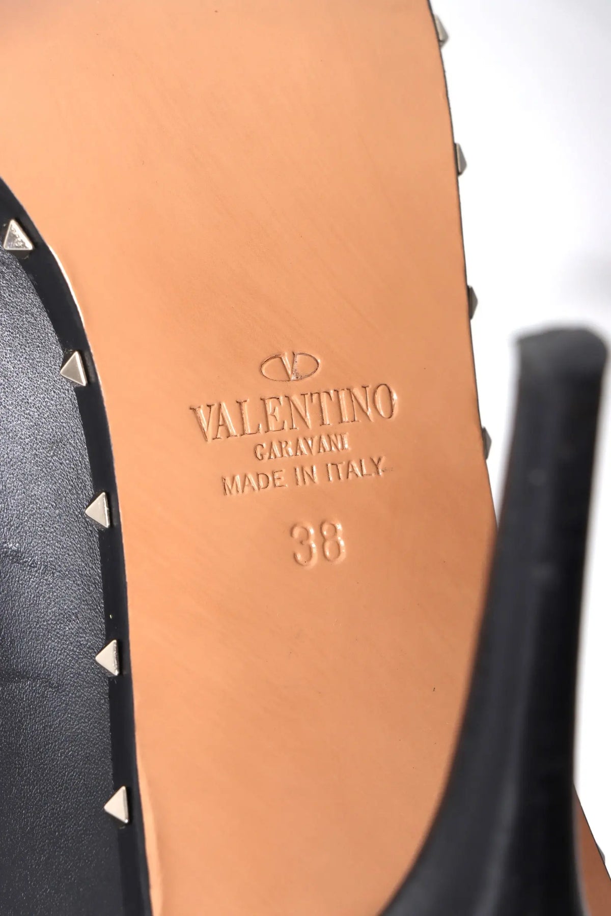 VALENTINO 'Rockstud' Black Leather Pointed Toe Heels (38) Vintage Sole Melbourne