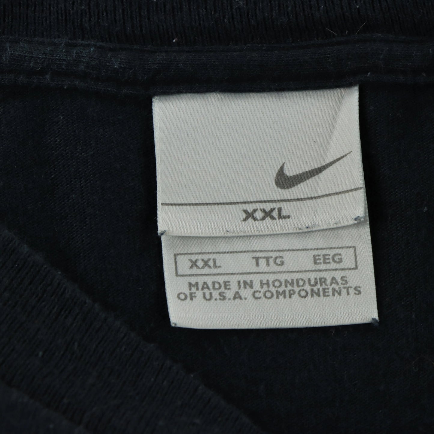 NIKE Vintage Embroidered Small Swoosh Black T-Shirt (XXL) - Vintage Sole Melbourne