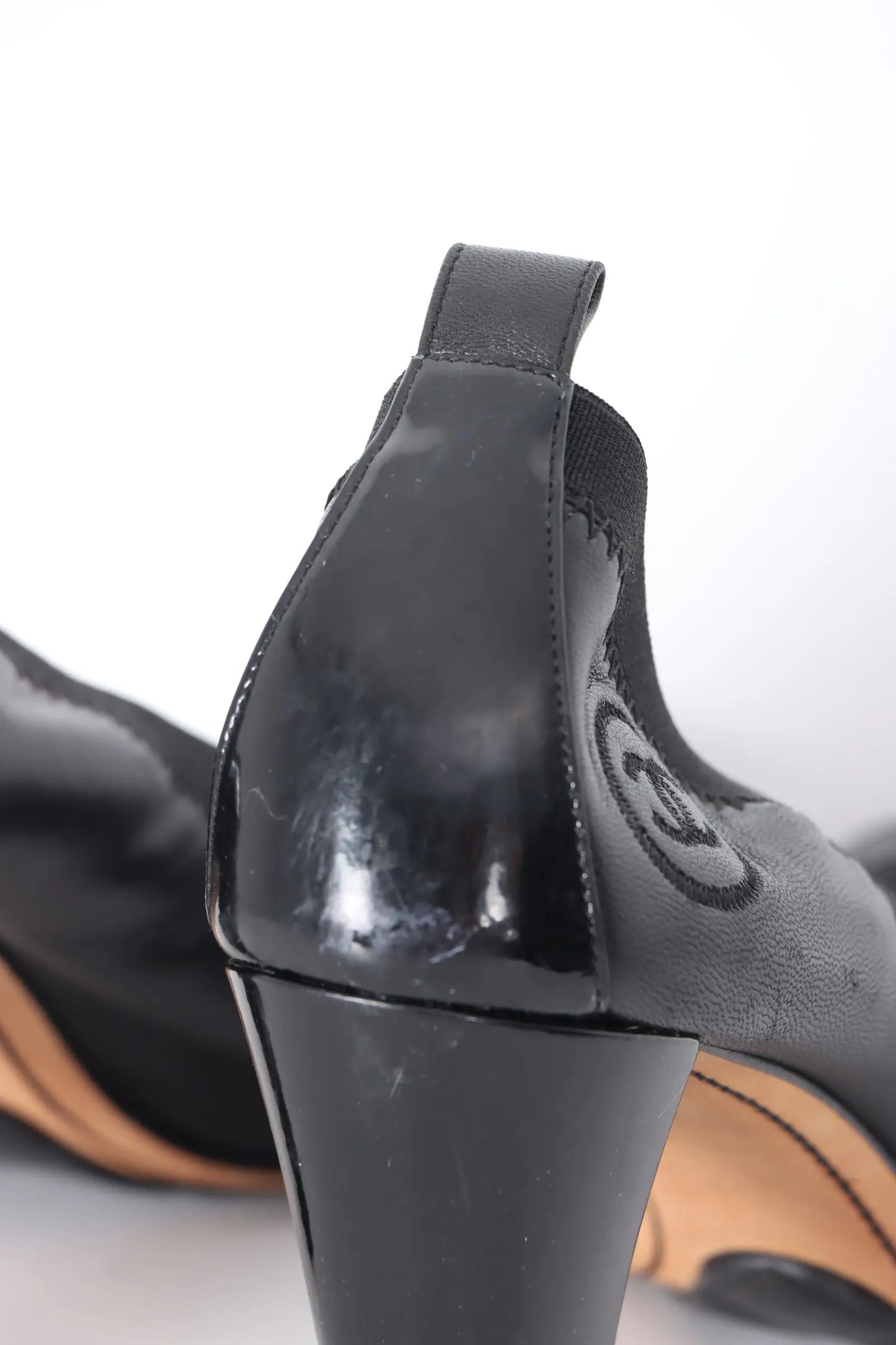 CHANEL 'Stretch Spirit' Black Leather Elastic Ballerina Heels (38.5) Vintage Sole Melbourne