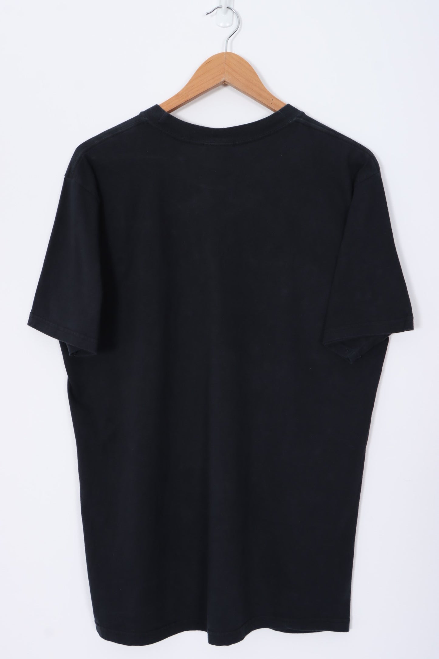 NIKE Embroidered Swoosh Logo Casual Black T-Shirt (L)