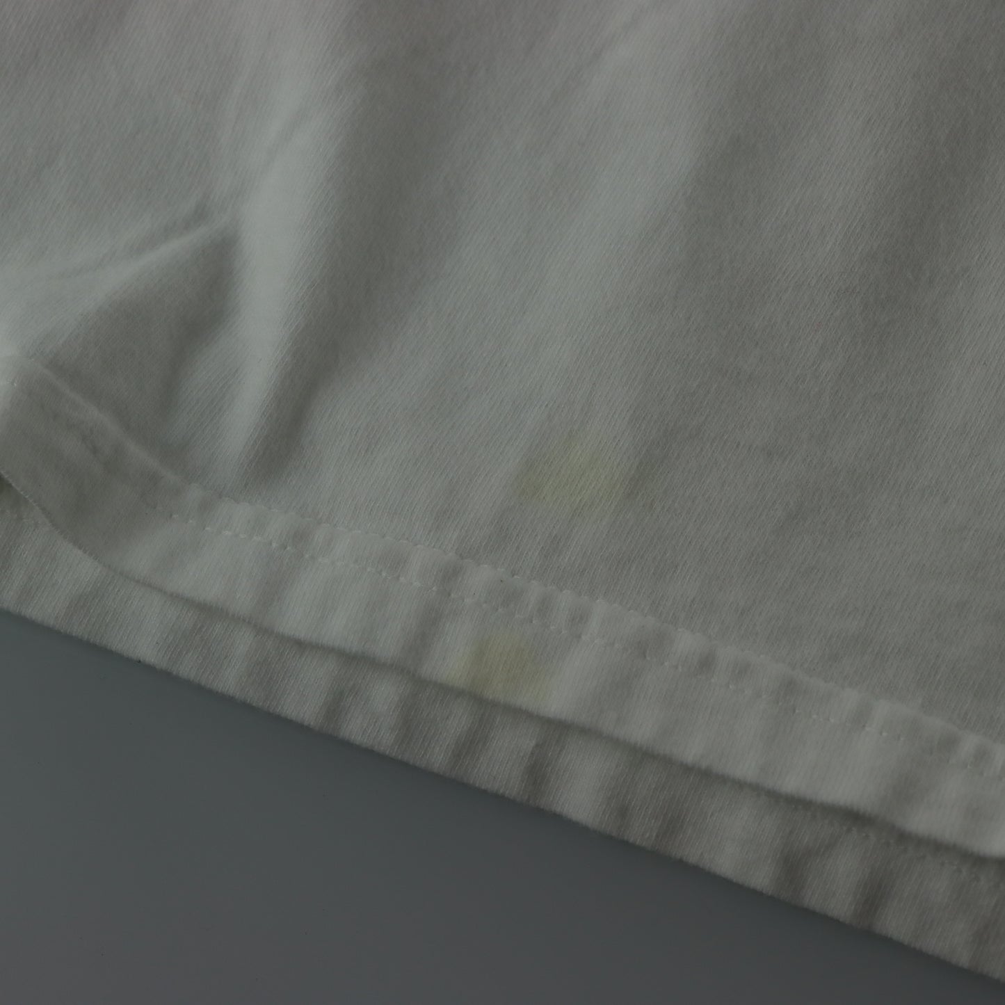 NIKE Y2K Centre Swoosh Red Oval Logo White Tee (XL)