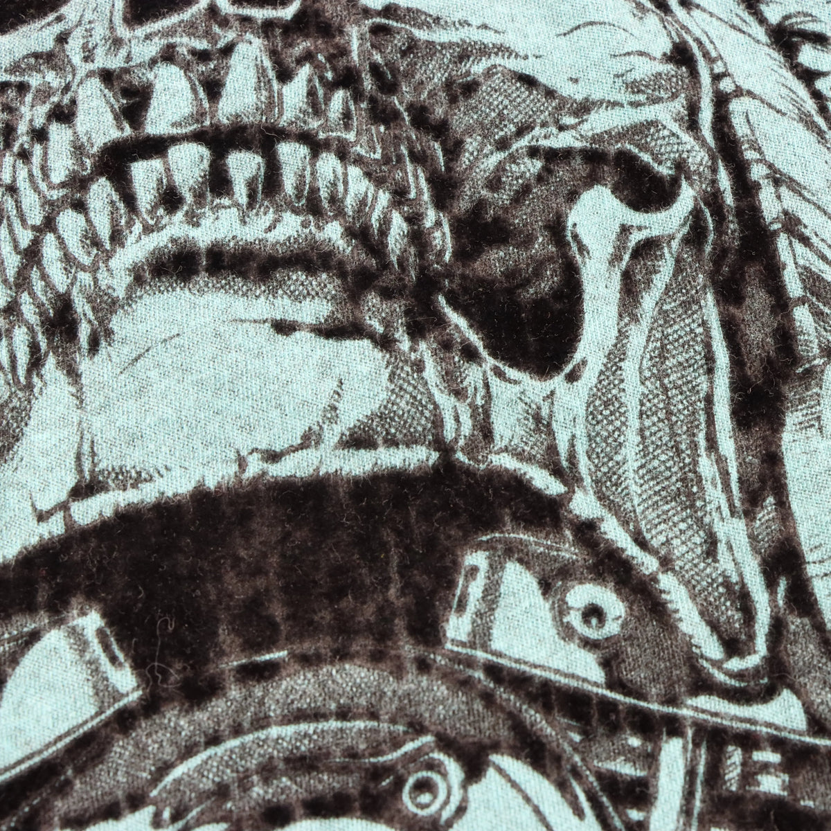 AFFLICTION 'American Customs' Vintage Turquoise & Black Velvet Detail USA Made Y2K Tee (M TALL)