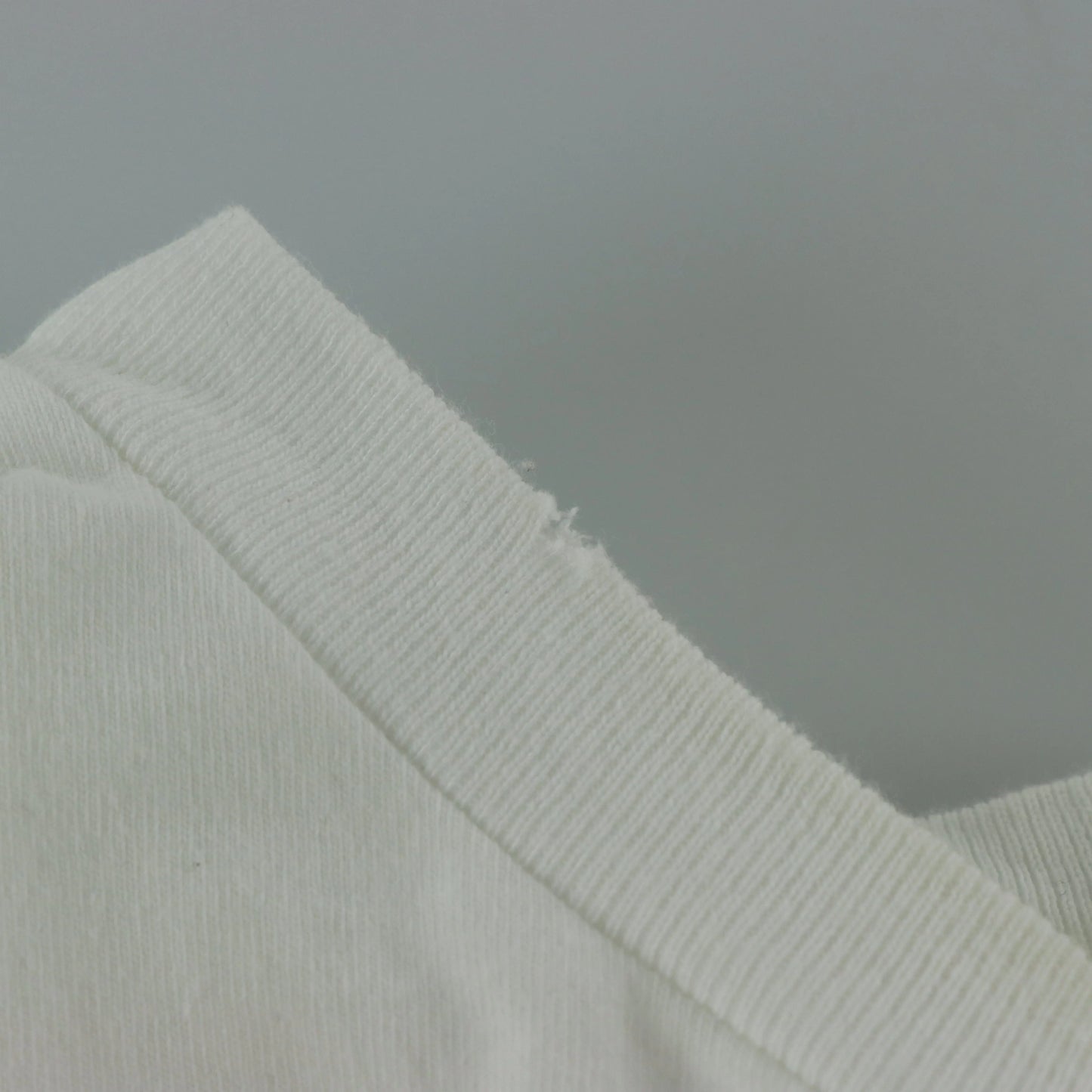 NIKE Red & Navy Big Centre Swoosh Outline White T-Shirt (L) - Vintage Sole Melbourne