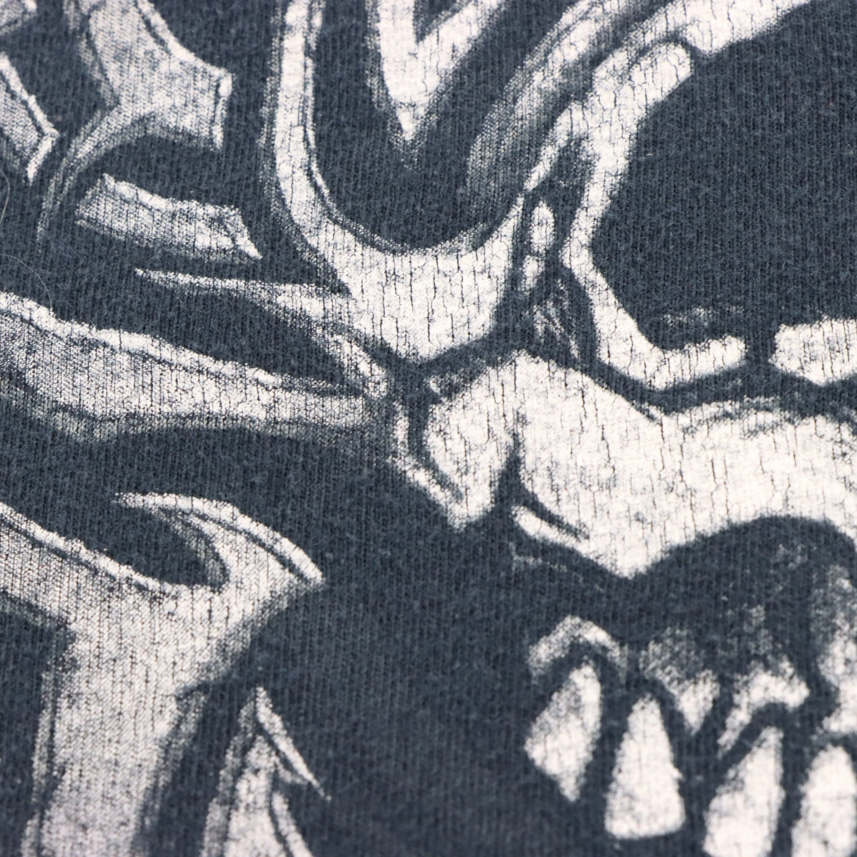 Vintage Y2K Style Mirrored Skulls Black T-Shirt (XXL)