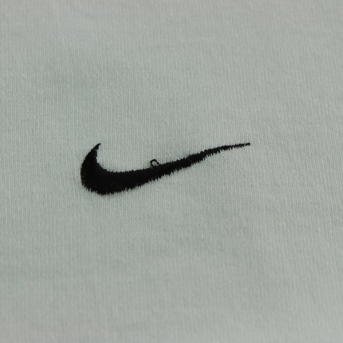 NIKE White & Black Embroidered Swoosh Logo Classic T-Shirt (L) - Vintage Sole Melbourne