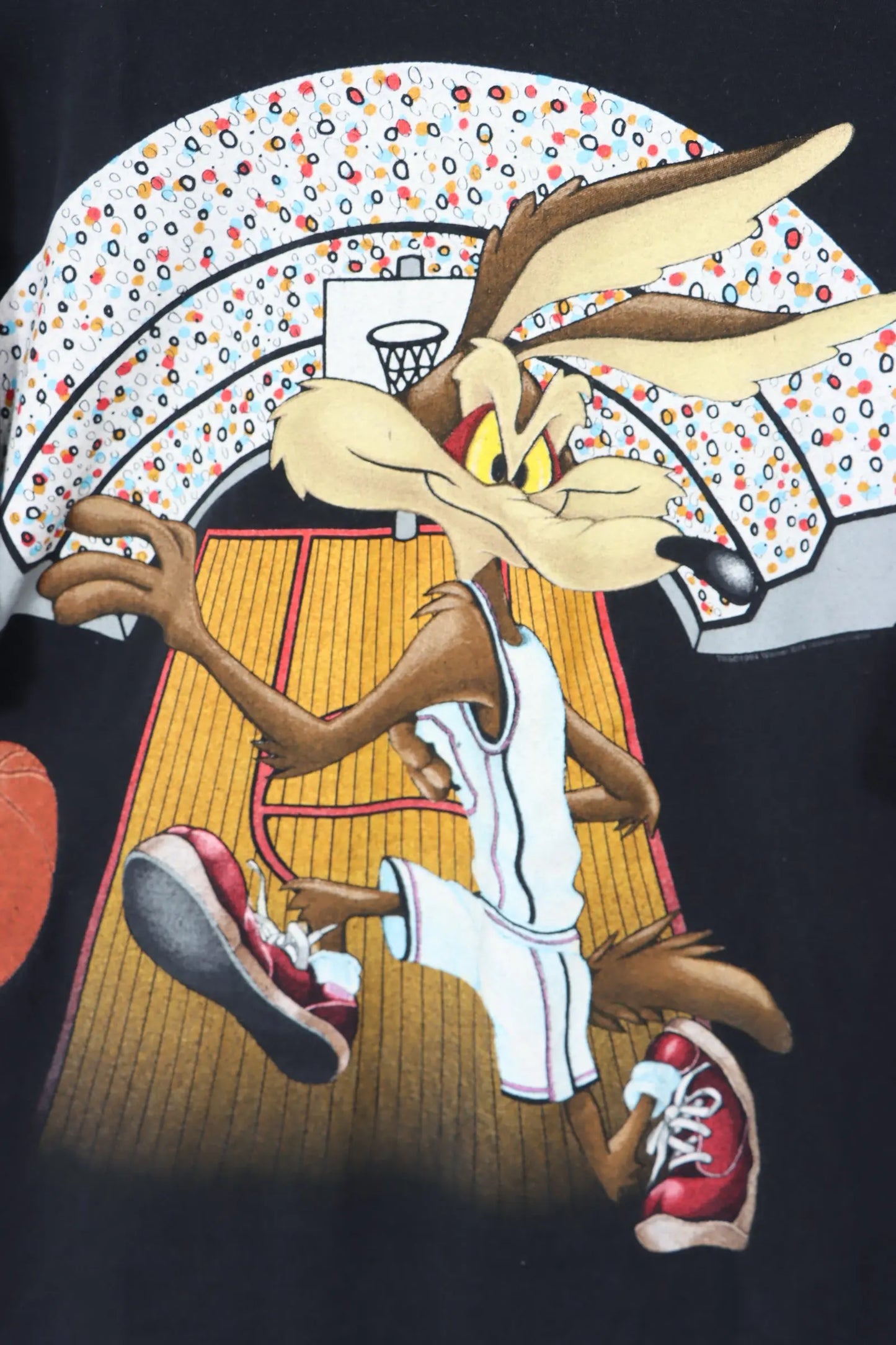 Looney Tunes Wile E. Coyote Basketball Back Front Graphic Tee (L-XL) Vintage Sole Melbourne