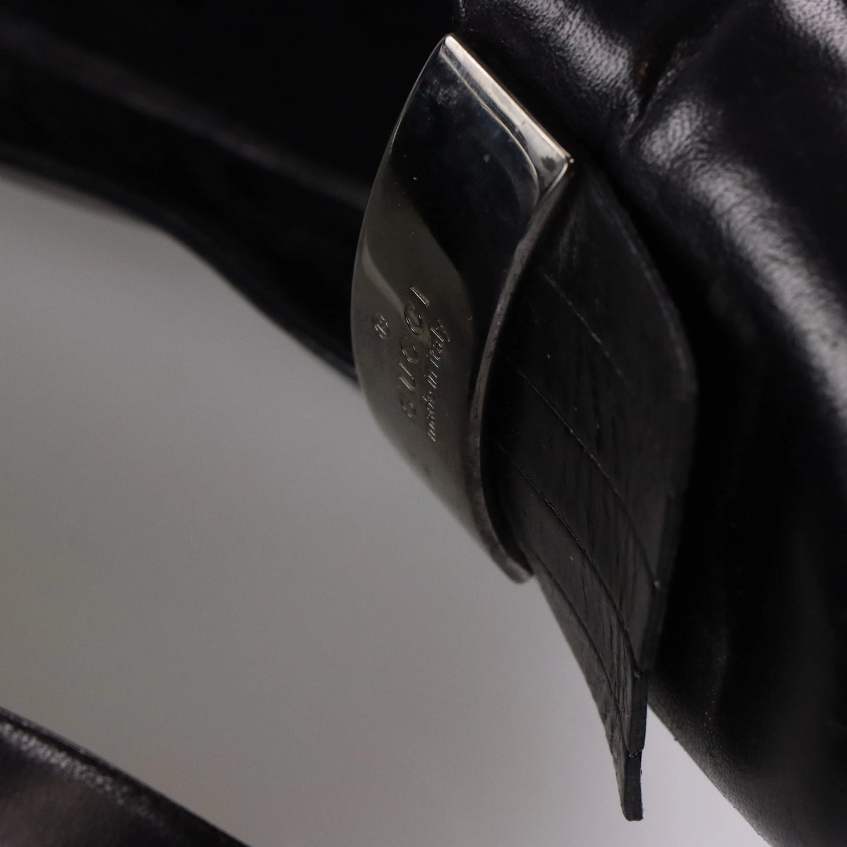 Vintage GUCCI 90's Tassel Loafer Silver & Black Leather Pump Heel (37 C)