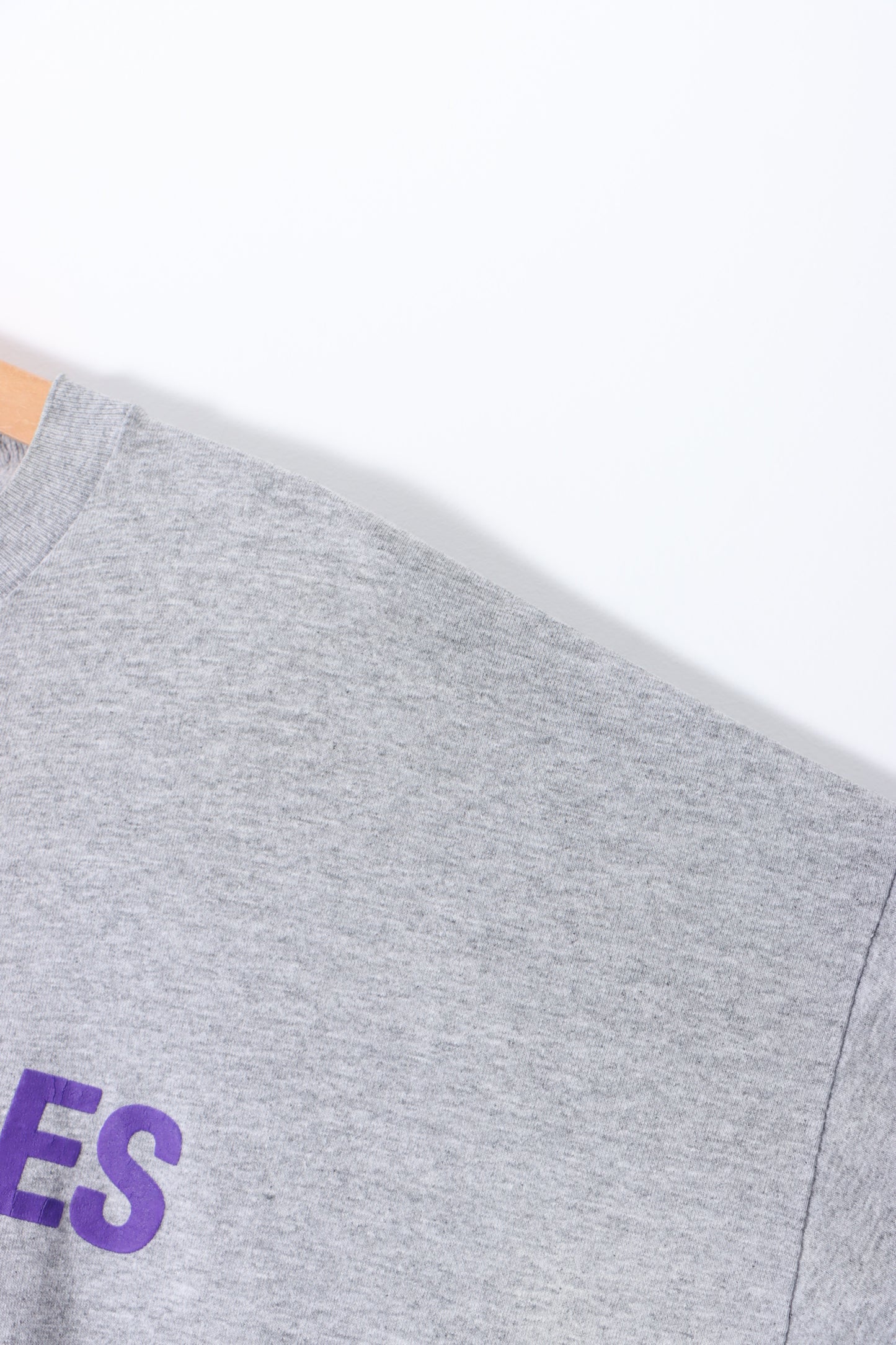 NBA Los Angeles Lakers NIKE Centre Swoosh Spell Out Logo T-Shirt (3XL)