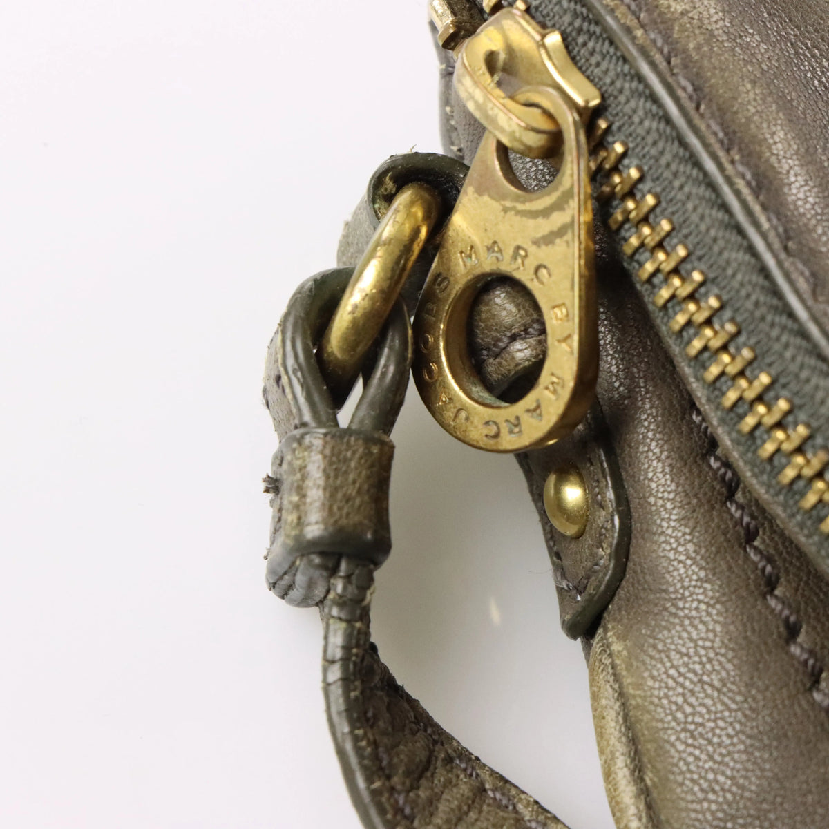 Vintage MARC BY MARC JACOBS Petal To The Metal Dove Purse Cross Body Bag