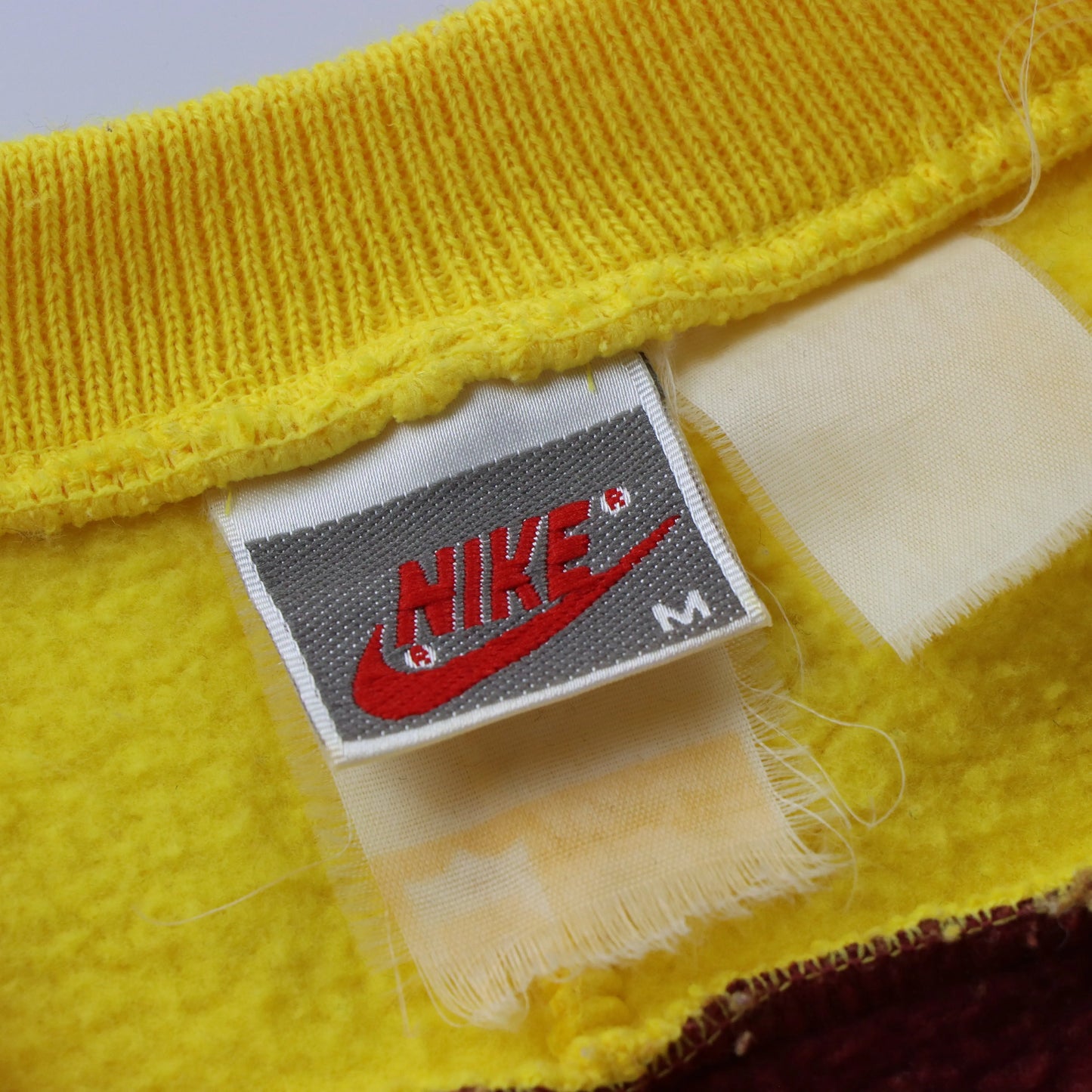 Vintage NIKE NFL Washington Redskins 'Skyline' Rare Sweatshirt (L) - Vintage Sole Melbourne