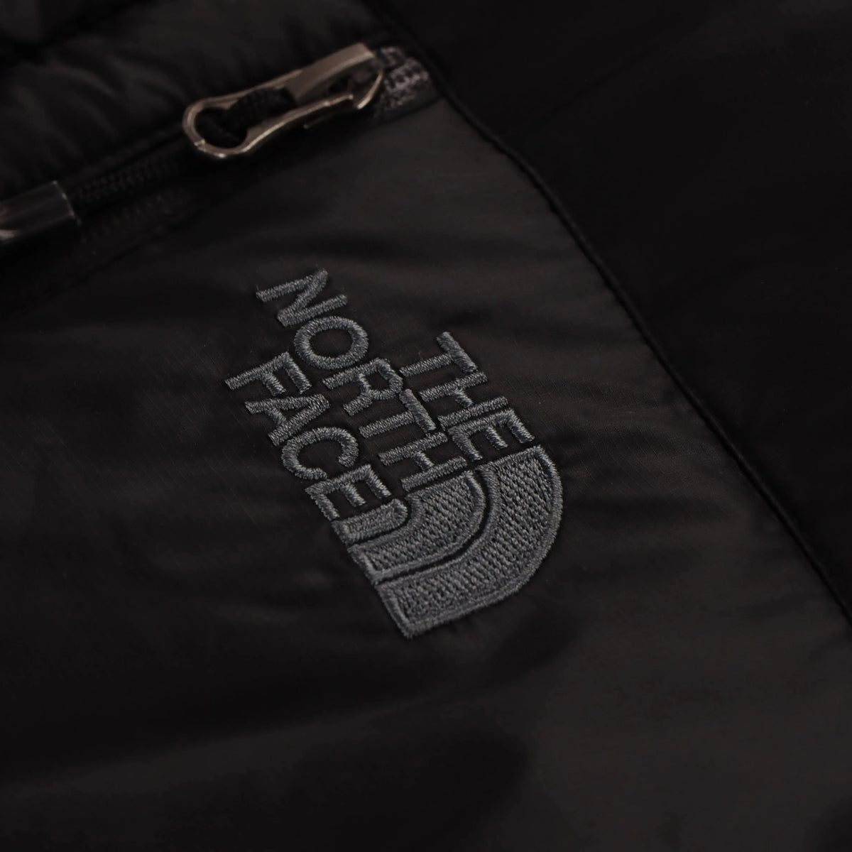 THE NORTH FACE 900 'Summit Series' Black Puffer Jacket (S) - Vintage Sole Melbourne