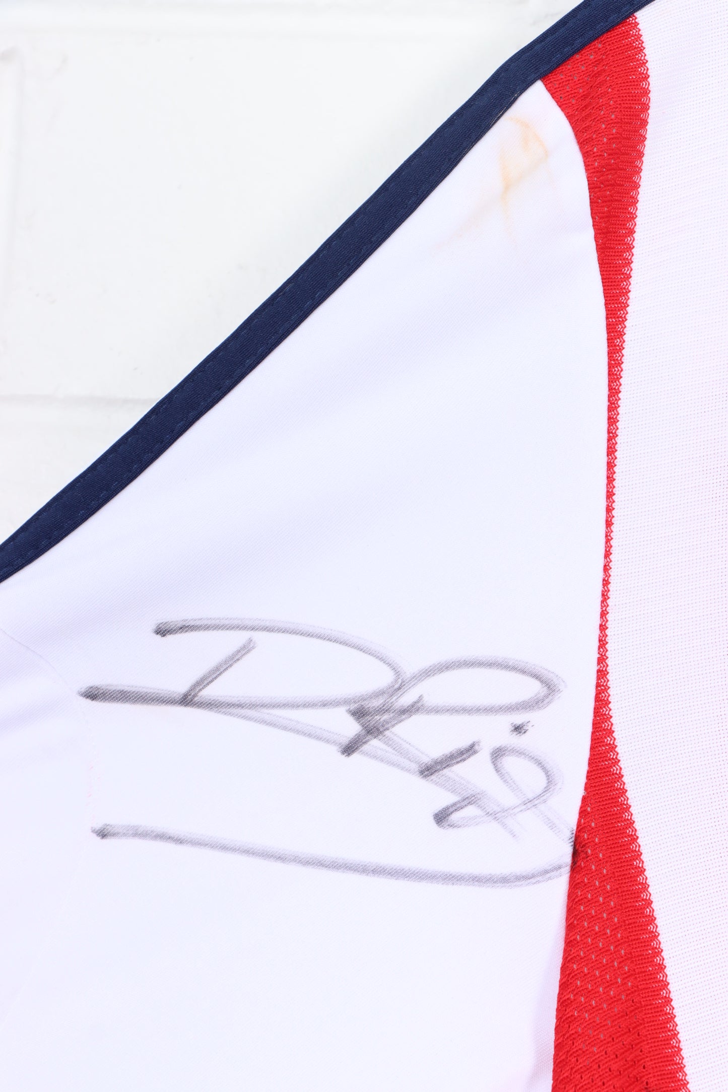 Autographed Chivas Guadalajara 2014/2015 ADIDAS Home Soccer Jersey (L)