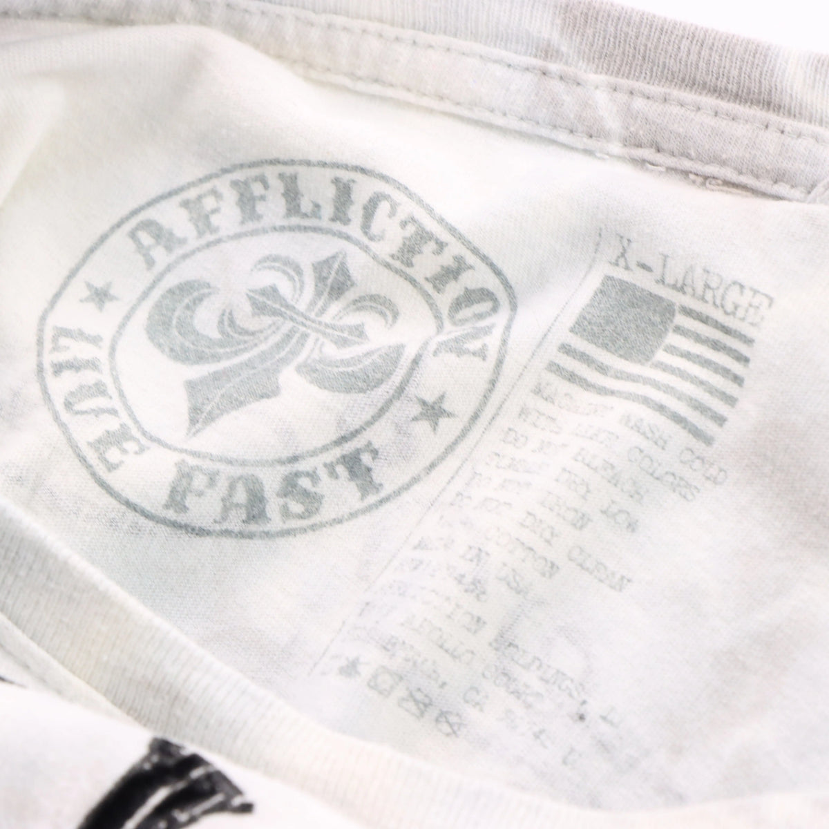 Vintage AFFLICTION Y2K Grunge Wing USA Made Grey & White T-Shirt (XL)