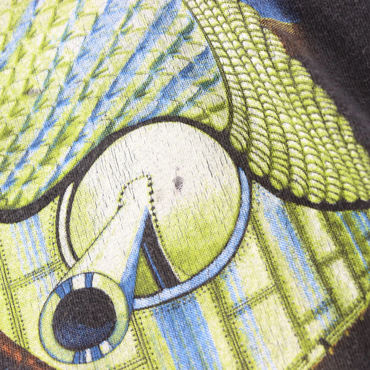 EMERSON LAKE & PALMER Tarkus Armadillo Album Art USA Made Tee (M) ***COCO Vintage Sole Melbourne